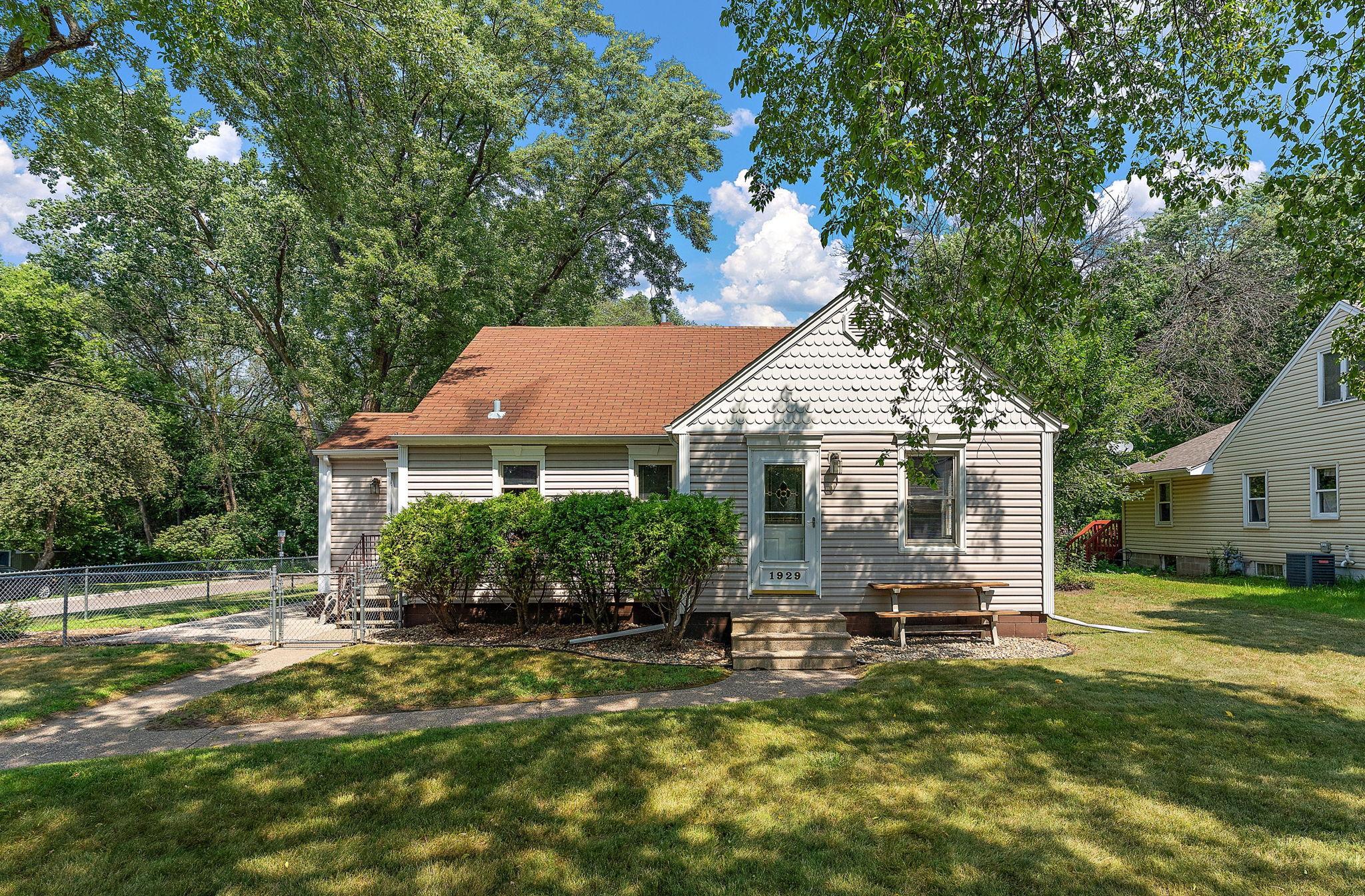 1929 Jerrold Avenue Property Photo 29