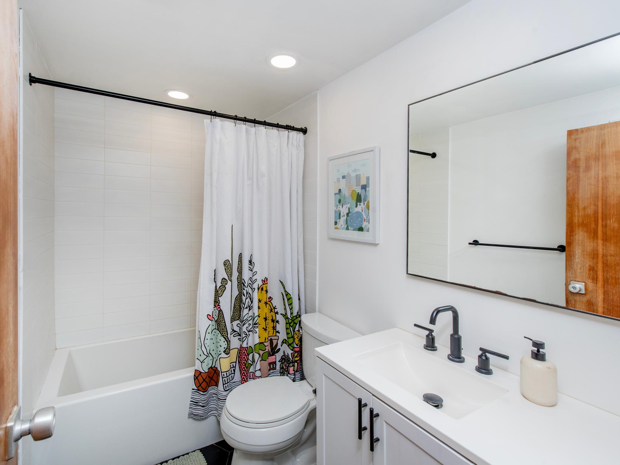 2928 Dean Parkway 4b Property Photo 19