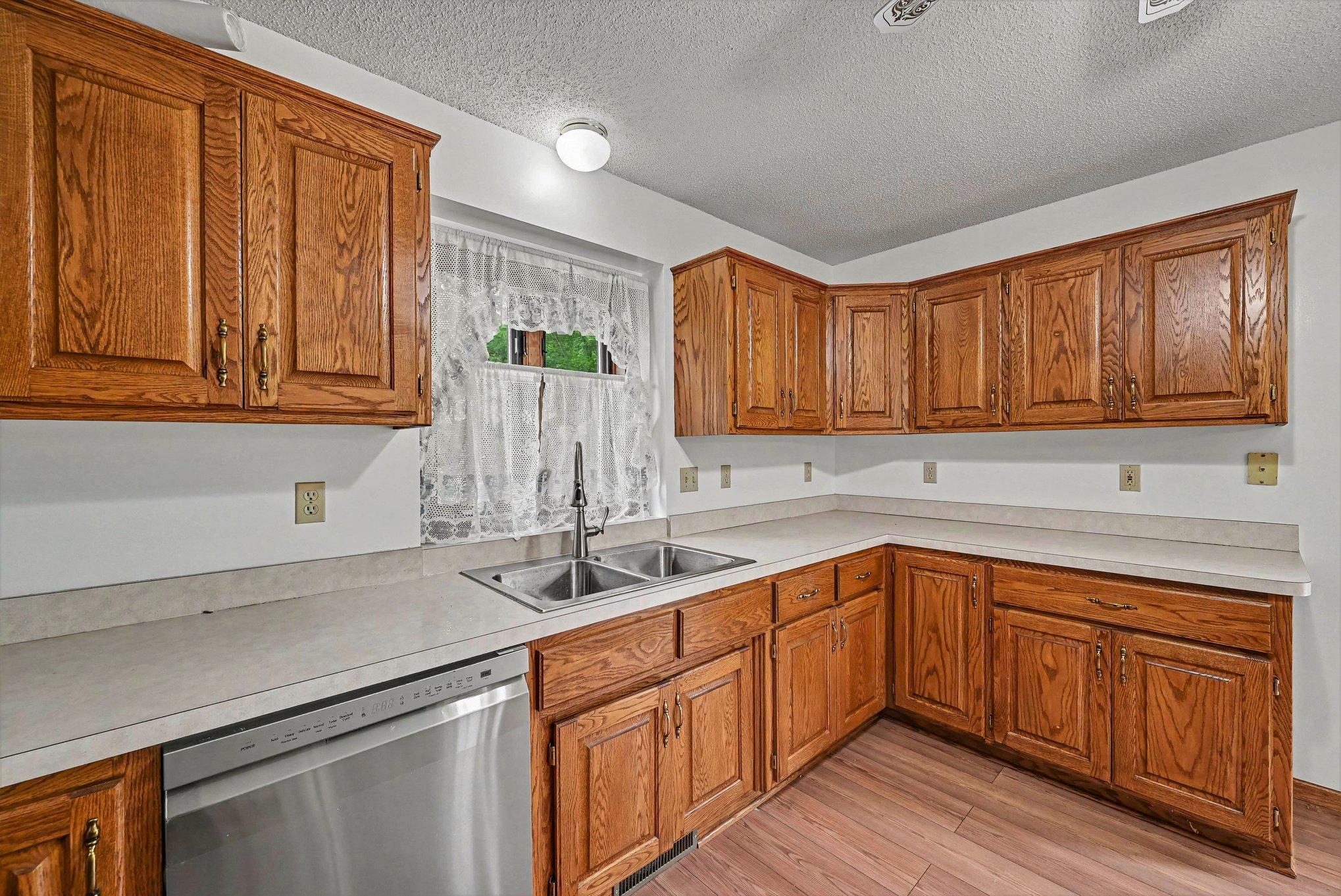 2522 S Windsor Lane Property Photo 15