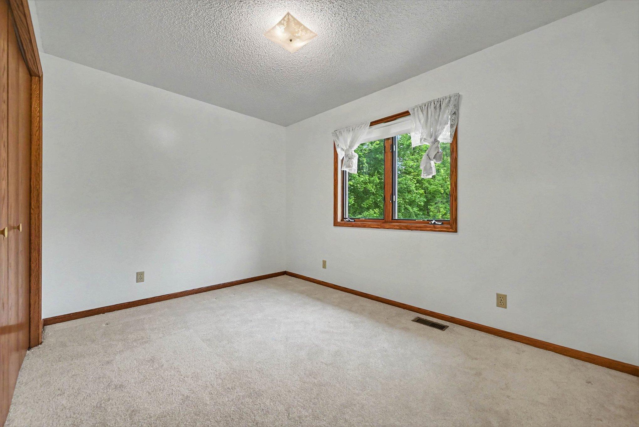 2522 S Windsor Lane Property Photo 21