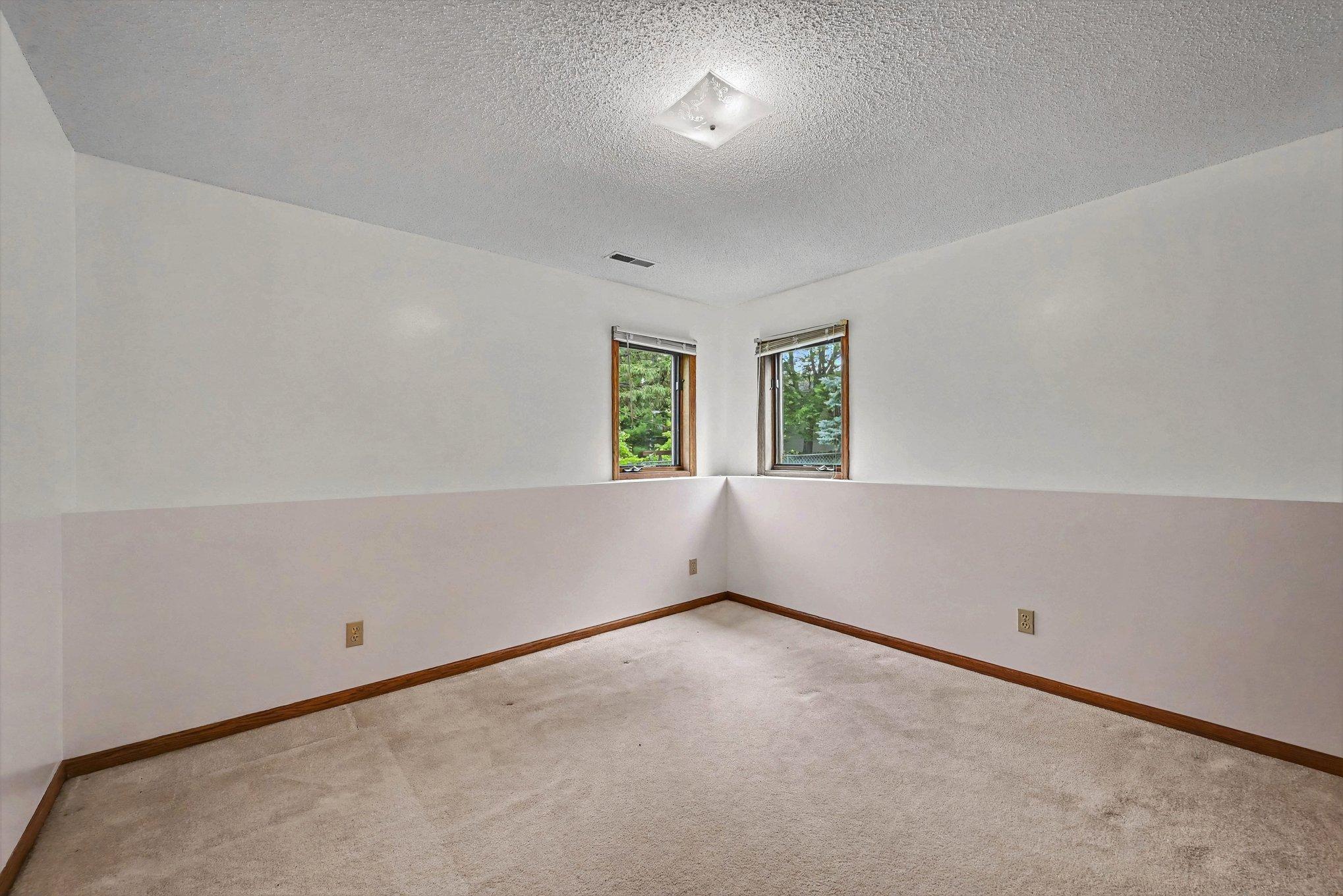 2522 S Windsor Lane Property Photo 26