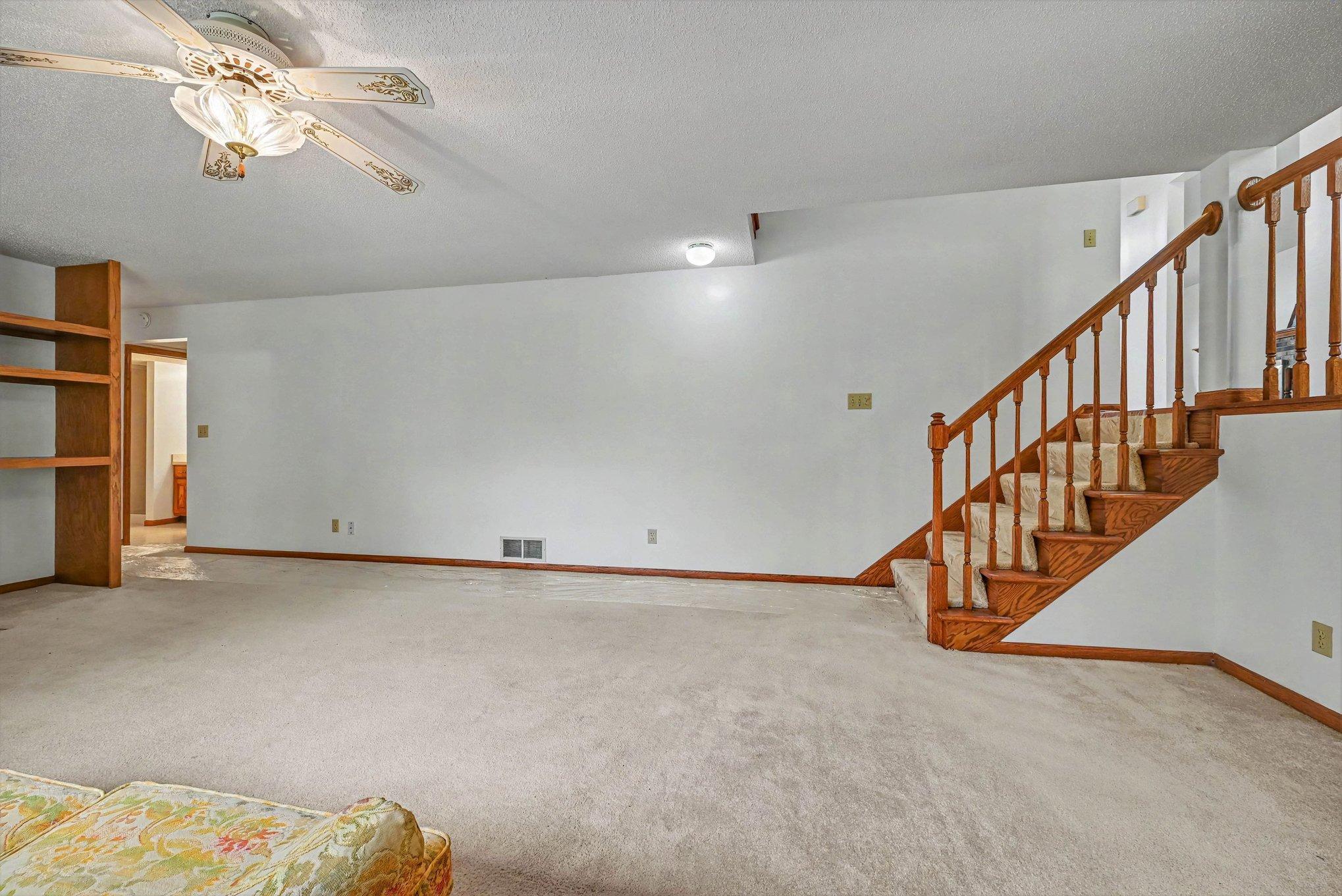 2522 S Windsor Lane Property Photo 28