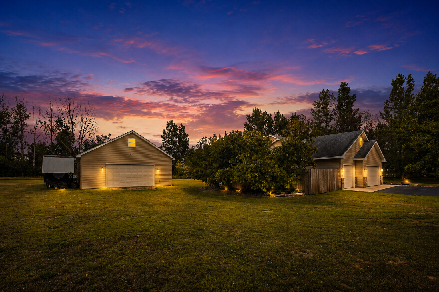 40533 Golden Avenue Property Photo 2