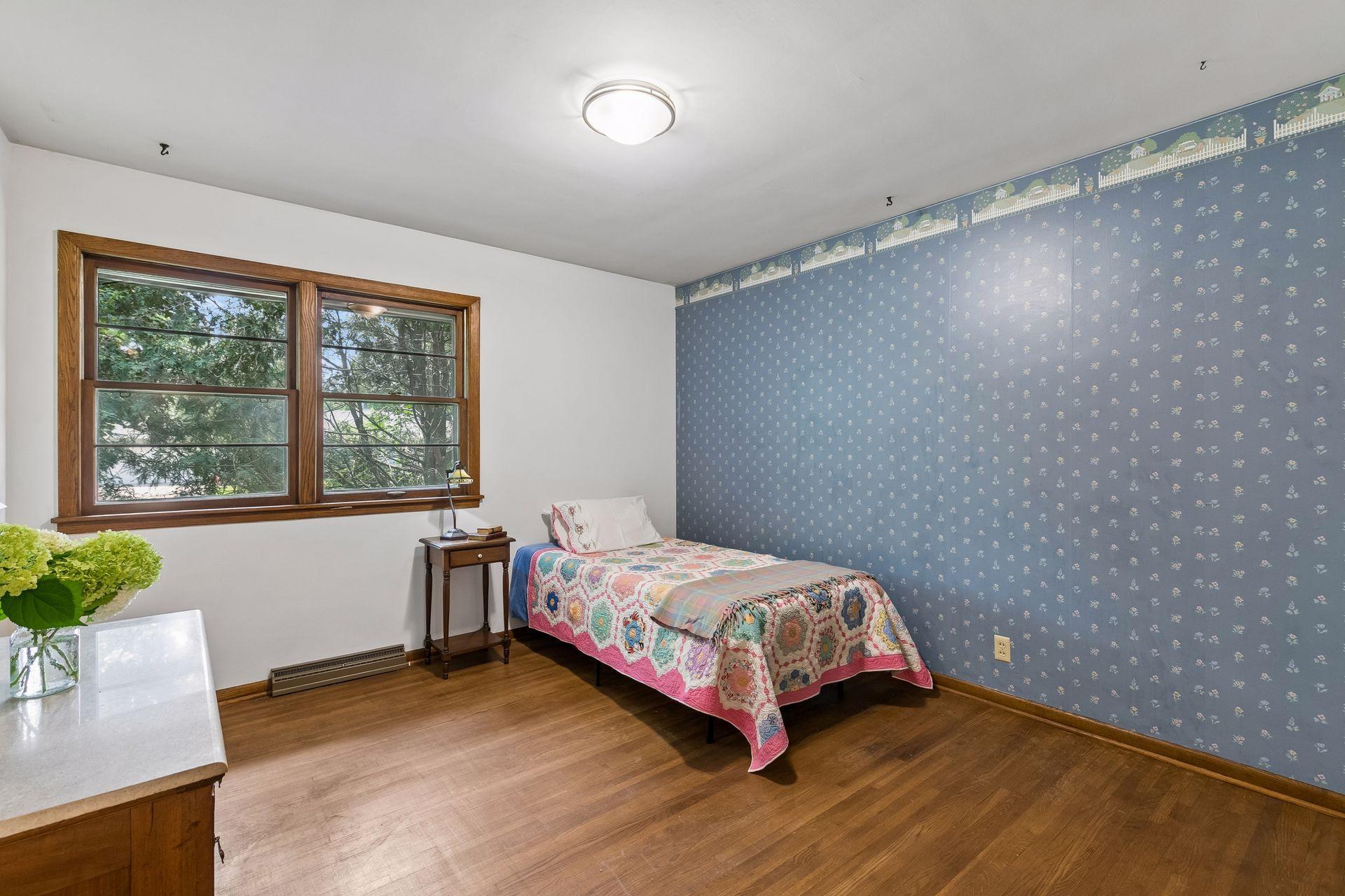 501 Sumner Street E Property Photo 34