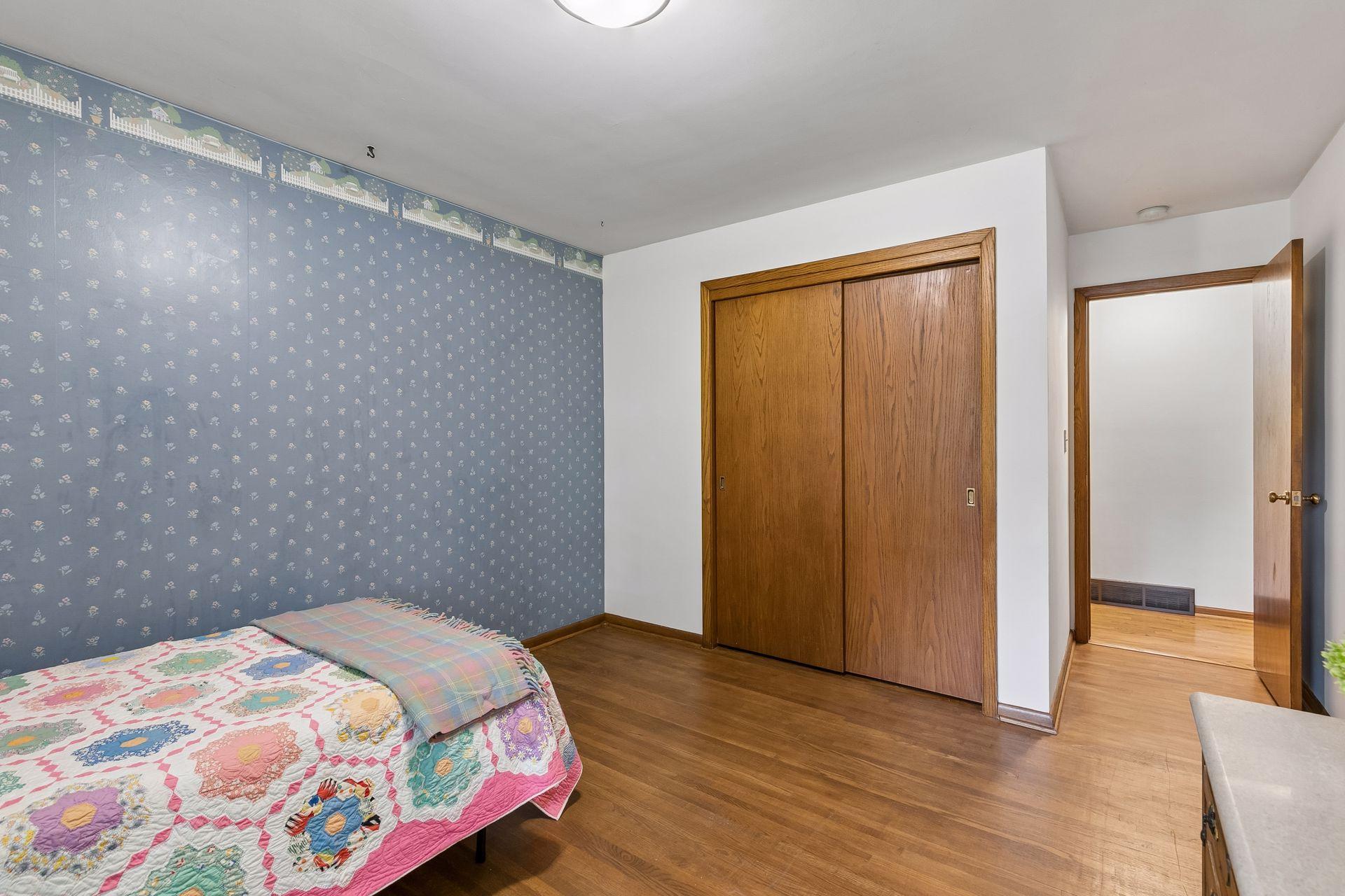 501 Sumner Street E Property Photo 37