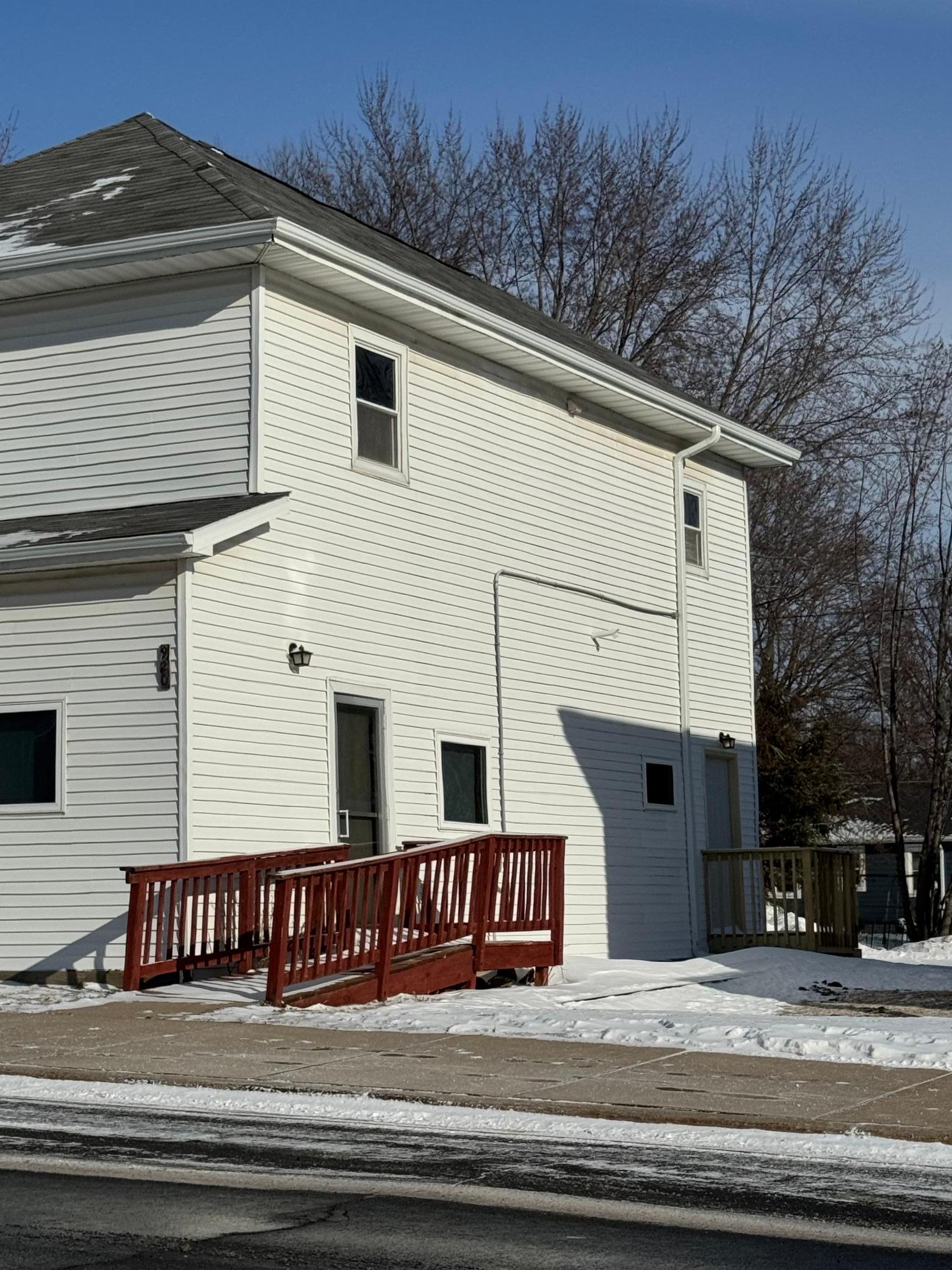 920 Davis Street Property Photo 2