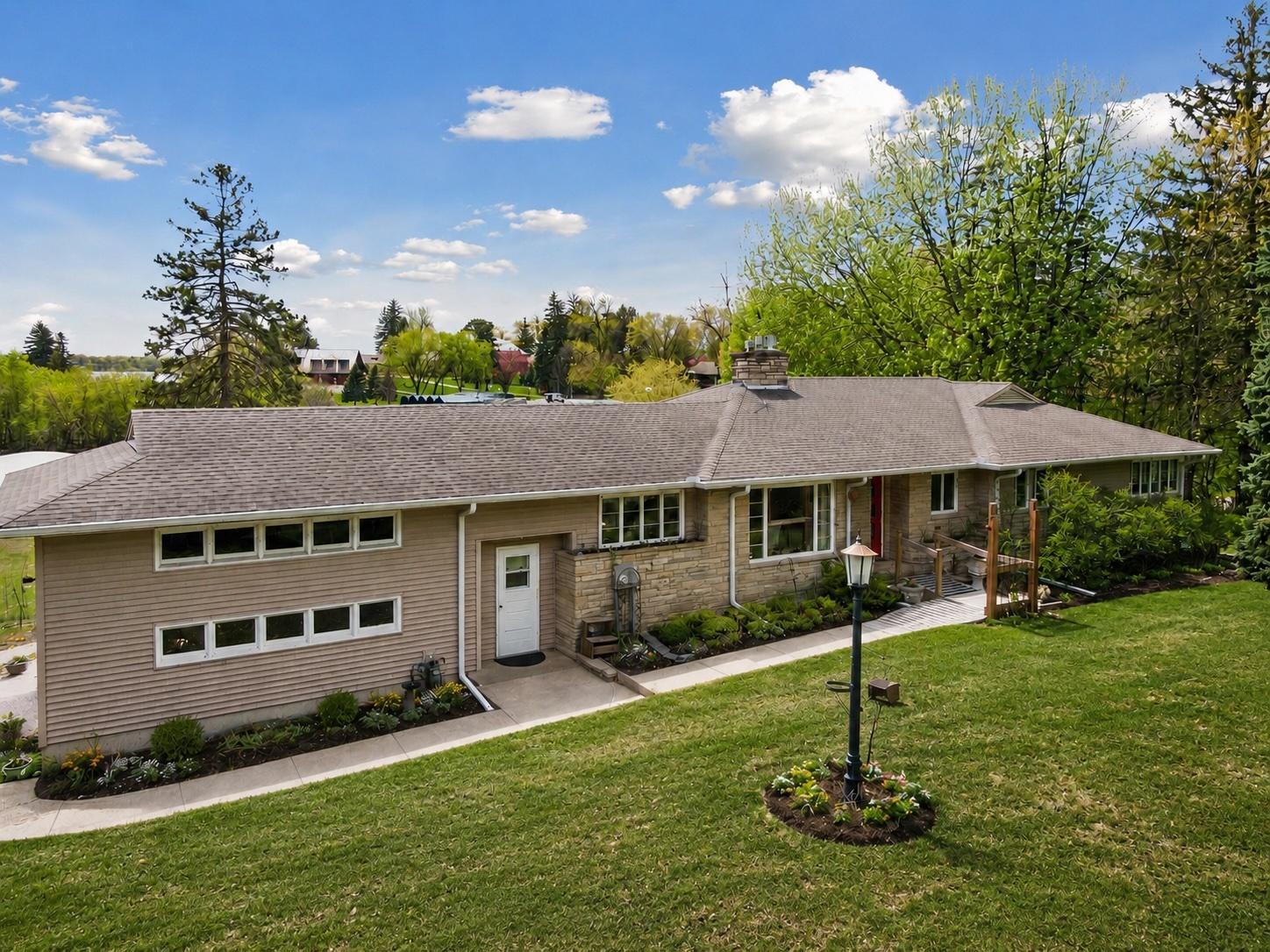 2685 Shadywood Road Property Photo 11