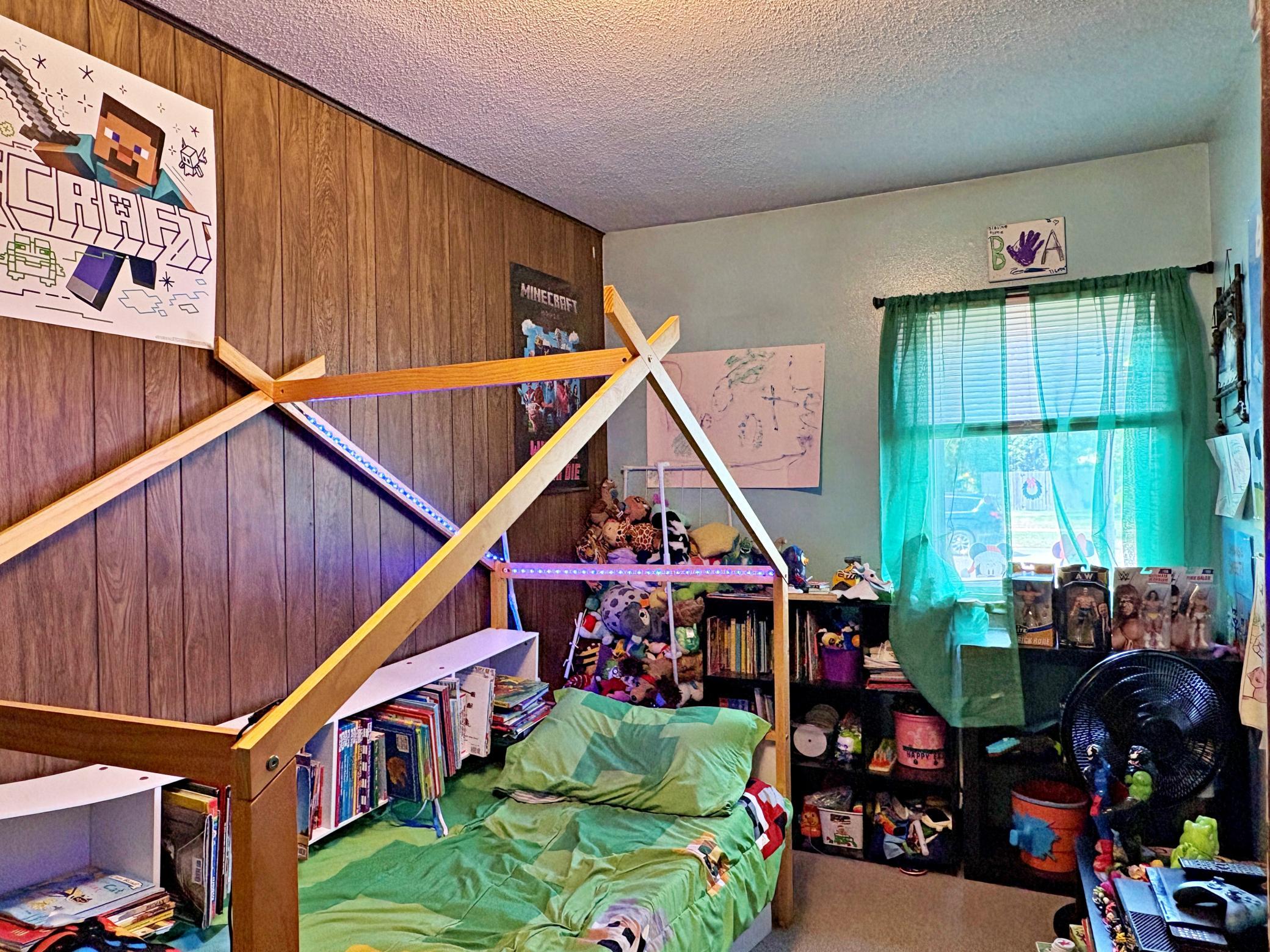 400 Riverside Avenue Property Photo 21