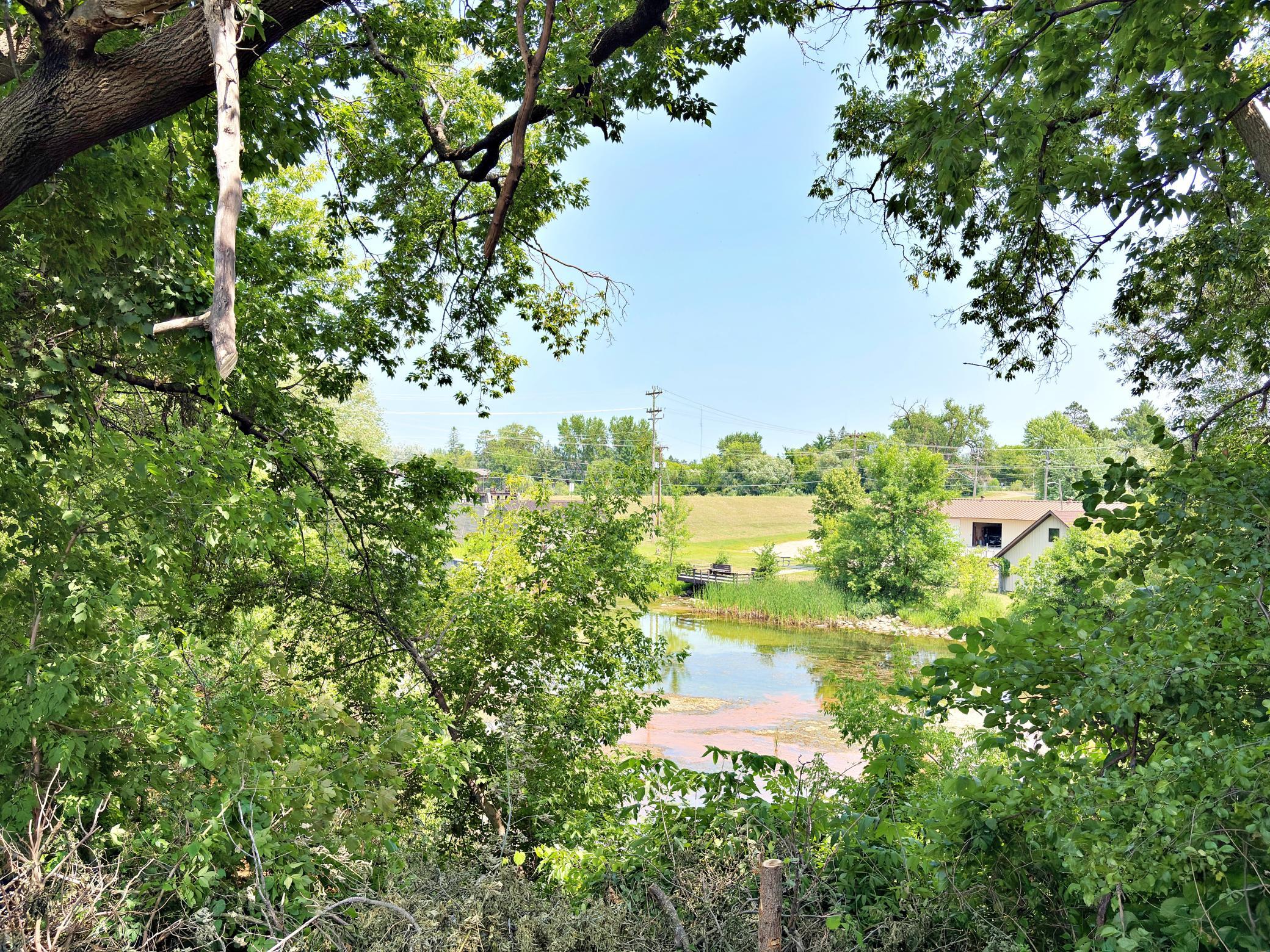 400 Riverside Avenue Property Photo 24