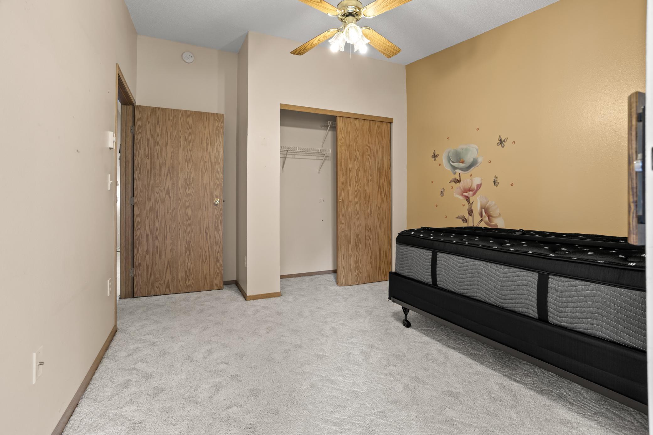 4752 10th Avenue S Property Photo 16