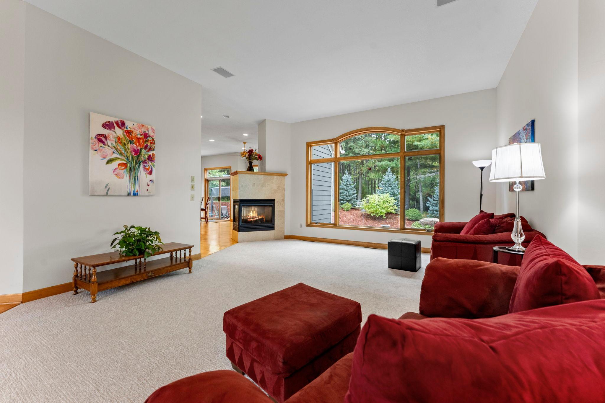 18004 Jacquard Path Property Photo 3