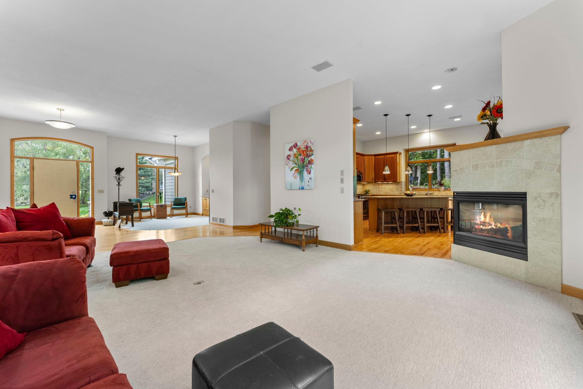 18004 Jacquard Path Property Photo 4