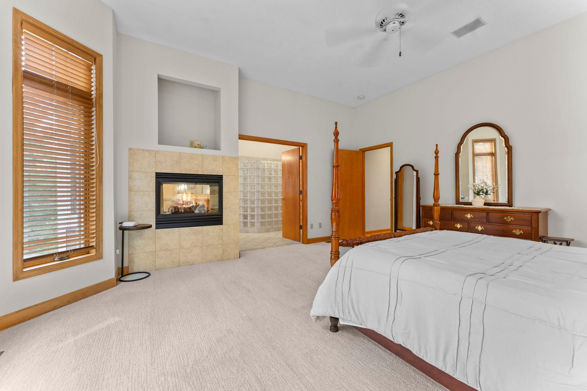 18004 Jacquard Path Property Photo 30