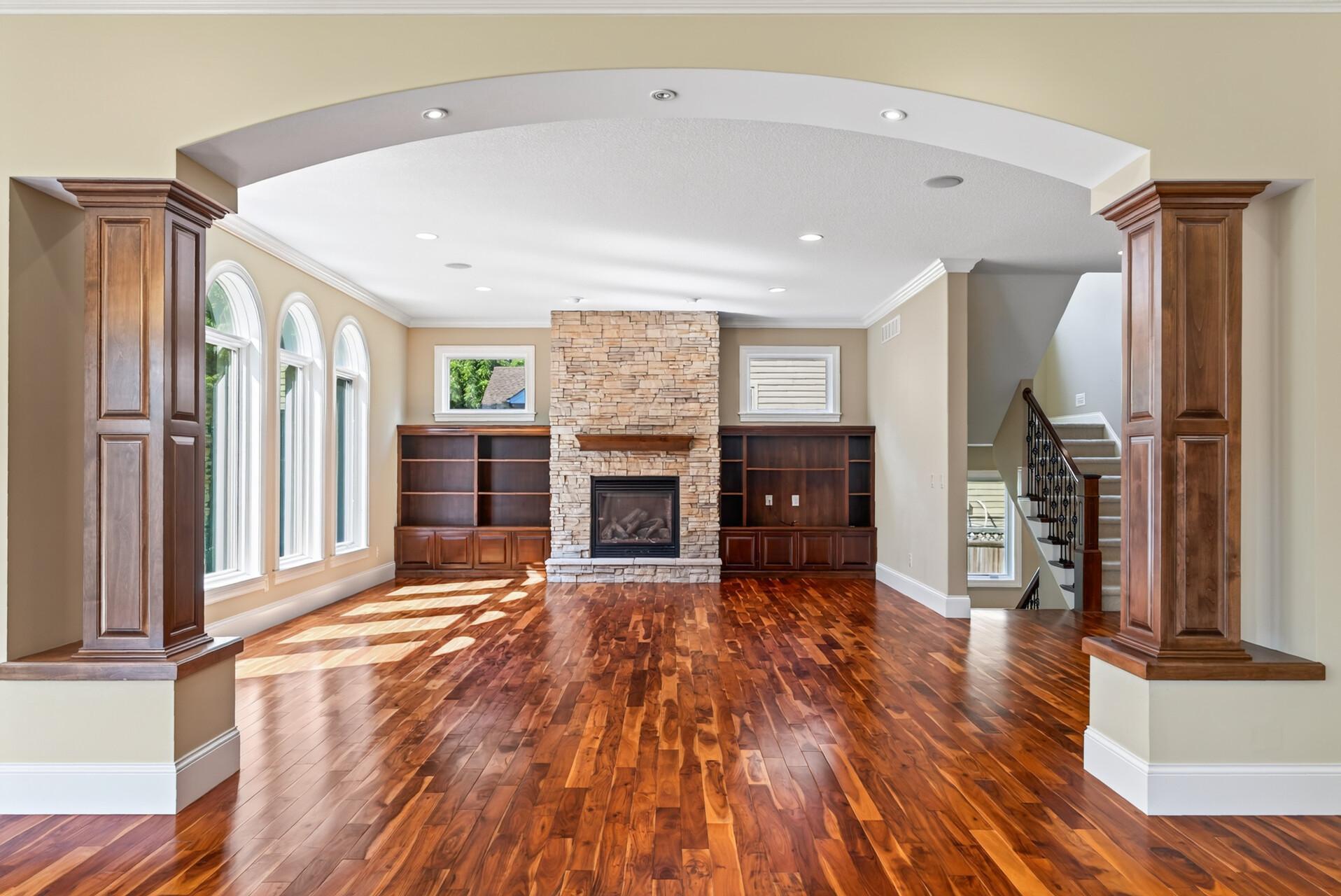 2635 Nathan Lane N Property Photo 8
