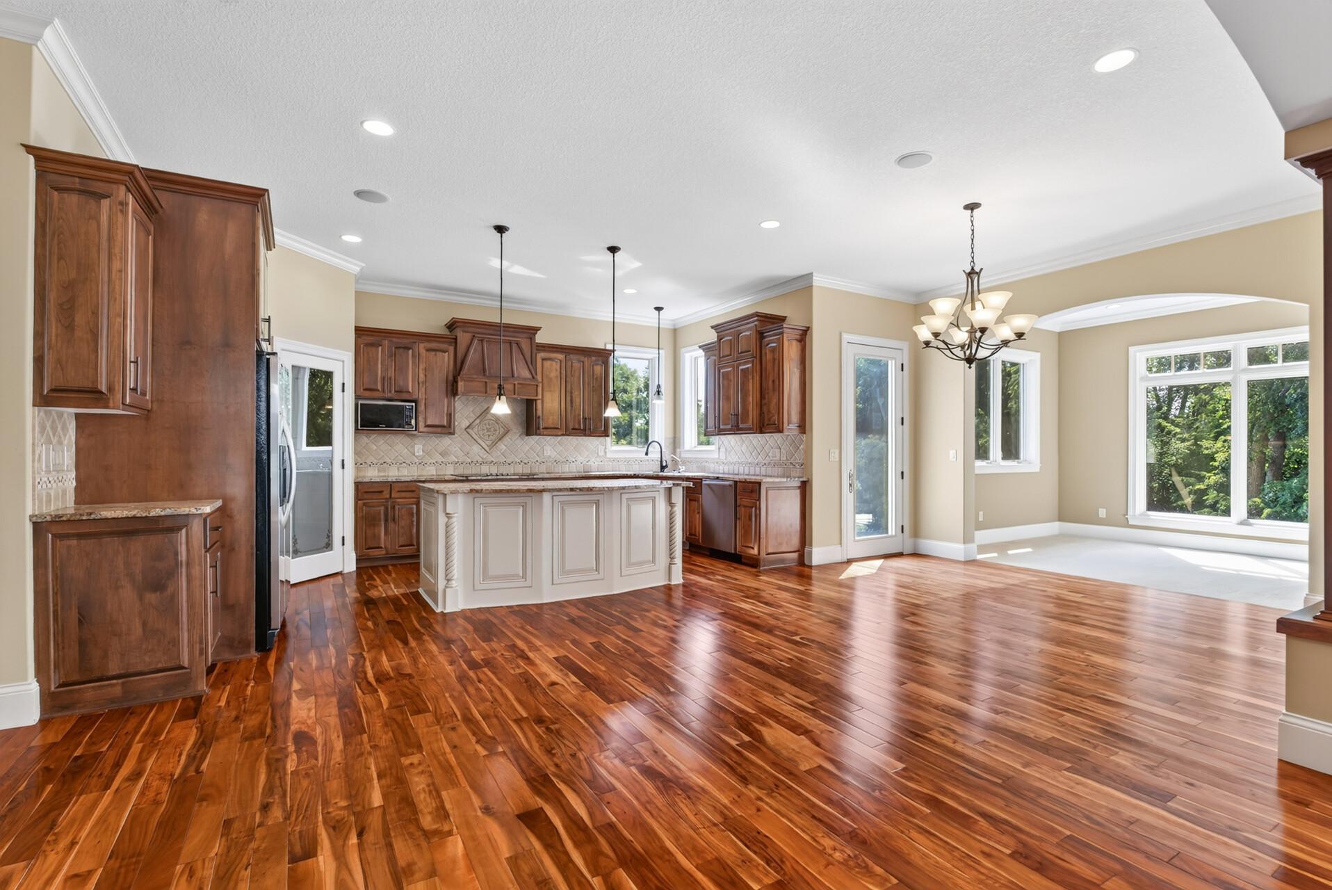 2635 Nathan Lane N Property Photo 32