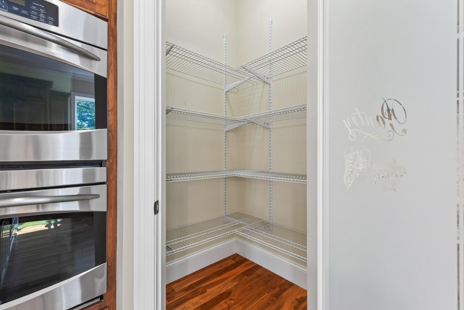 2635 Nathan Lane N Property Photo 36
