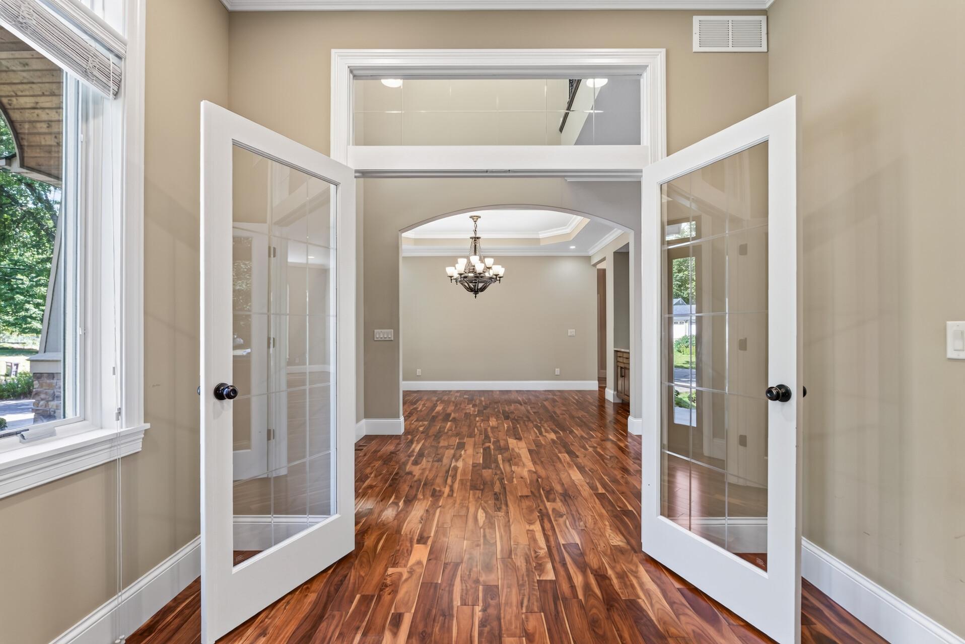 2635 Nathan Lane N Property Photo 40