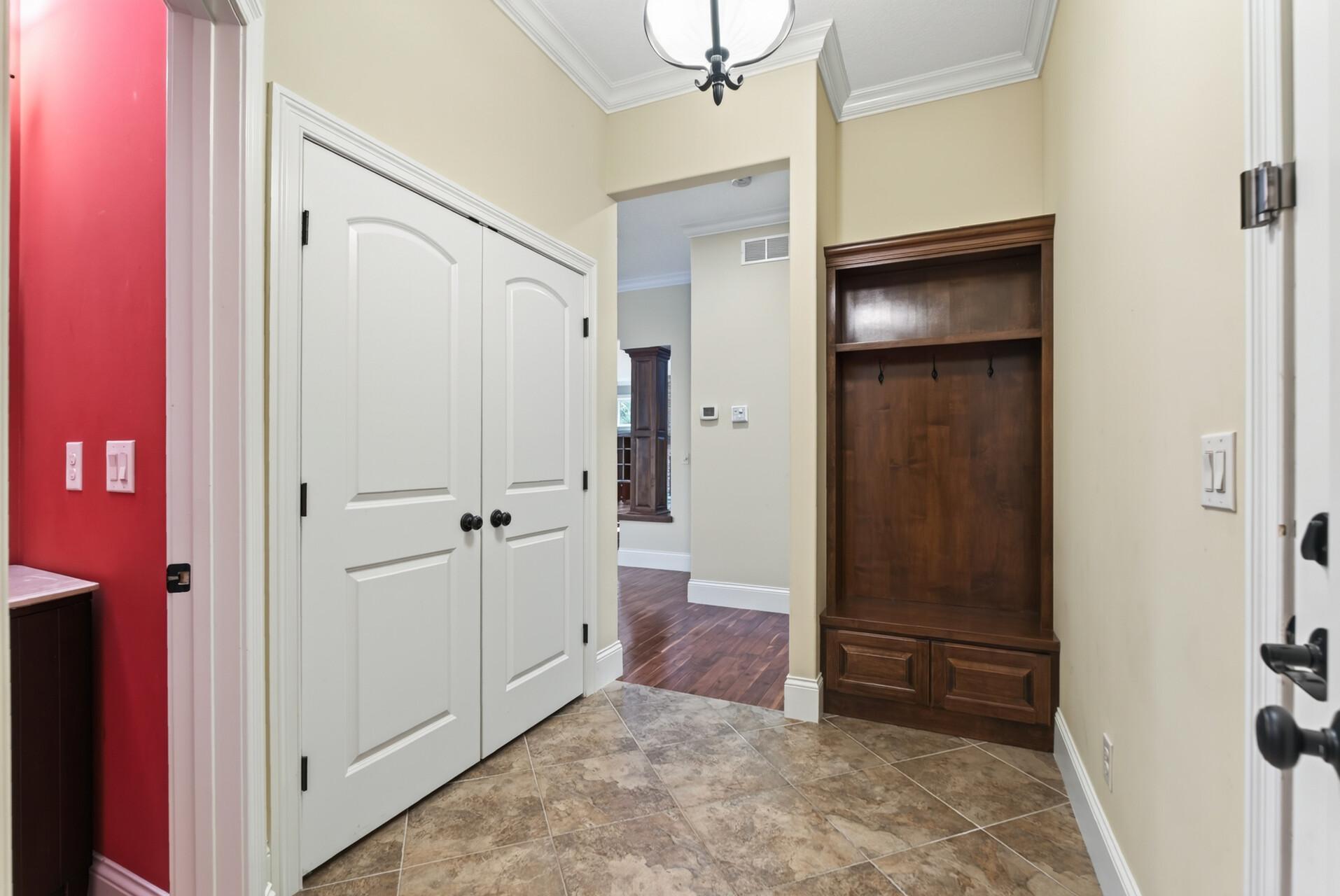 2635 Nathan Lane N Property Photo 43