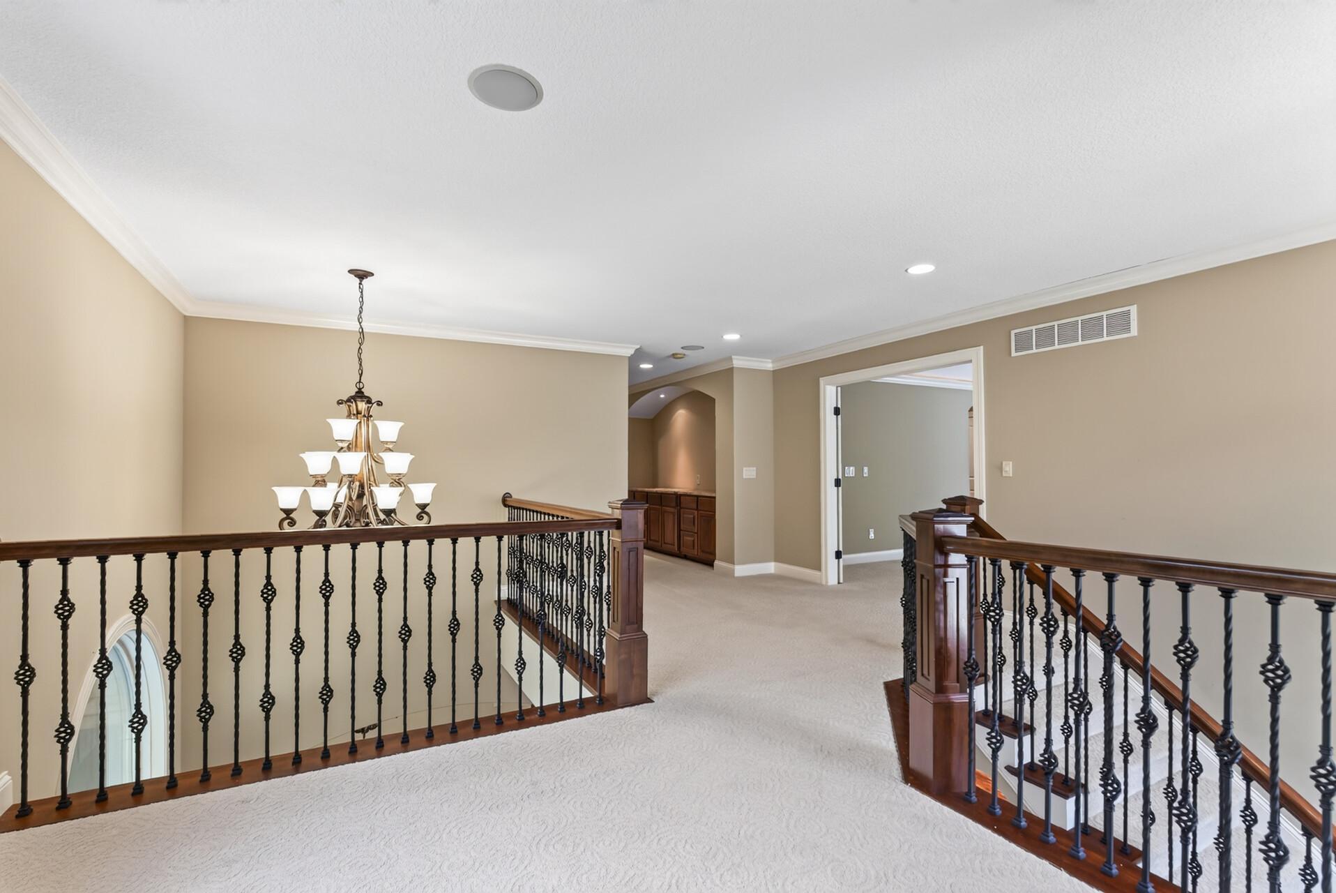 2635 Nathan Lane N Property Photo 44