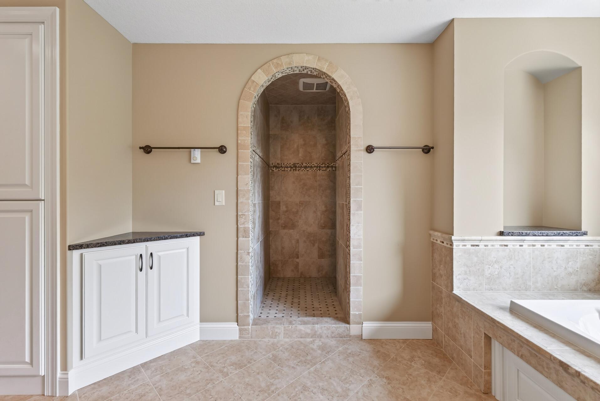 2635 Nathan Lane N Property Photo 51