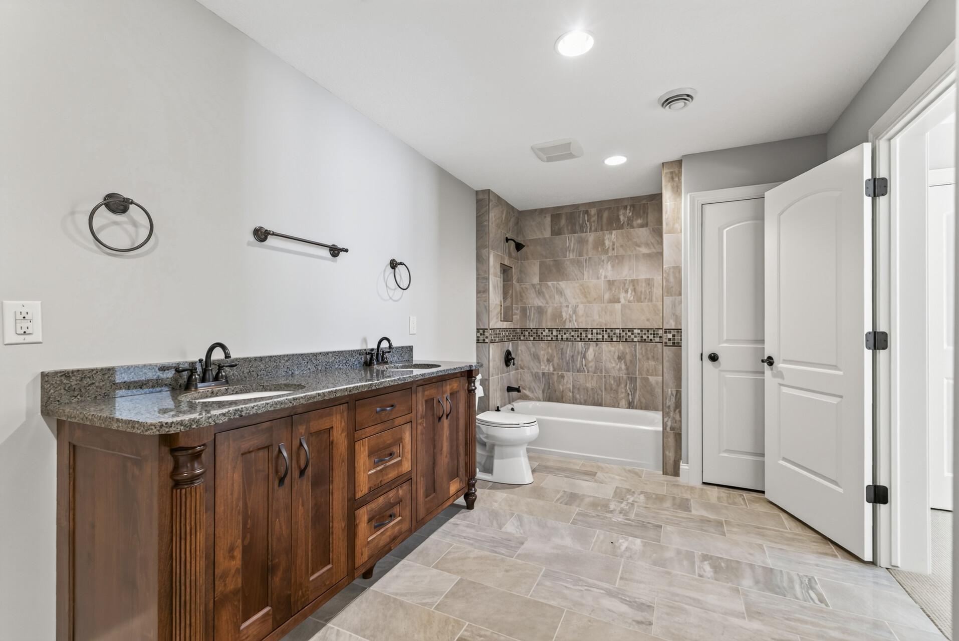 2635 Nathan Lane N Property Photo 68