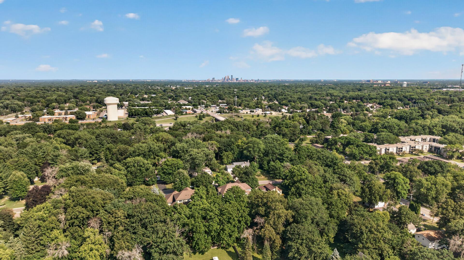 2635 Nathan Lane N Property Photo 89