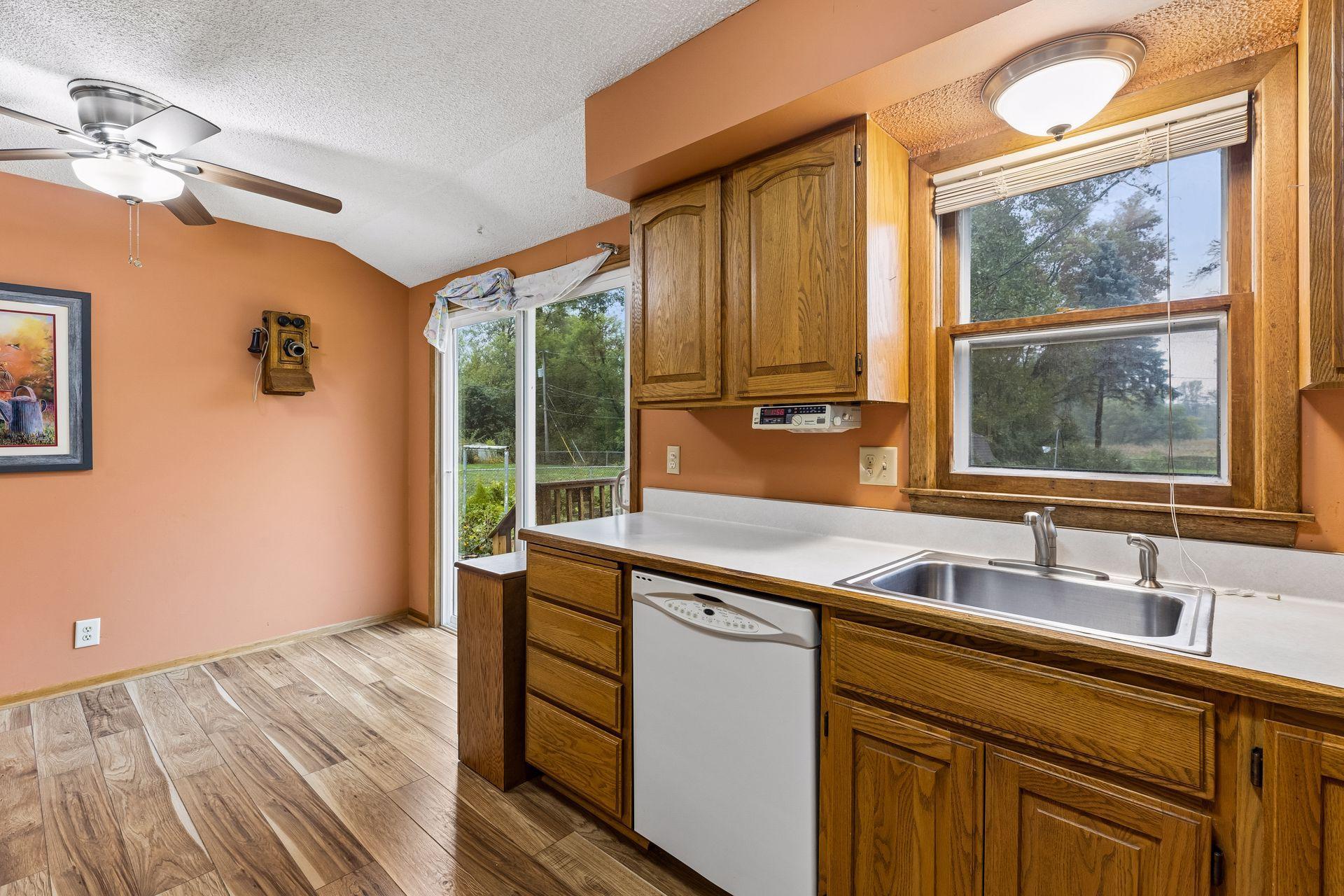 2501 80th Avenue N Property Photo 28
