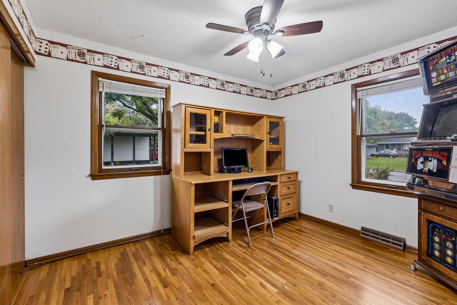2501 80th Avenue N Property Photo 32