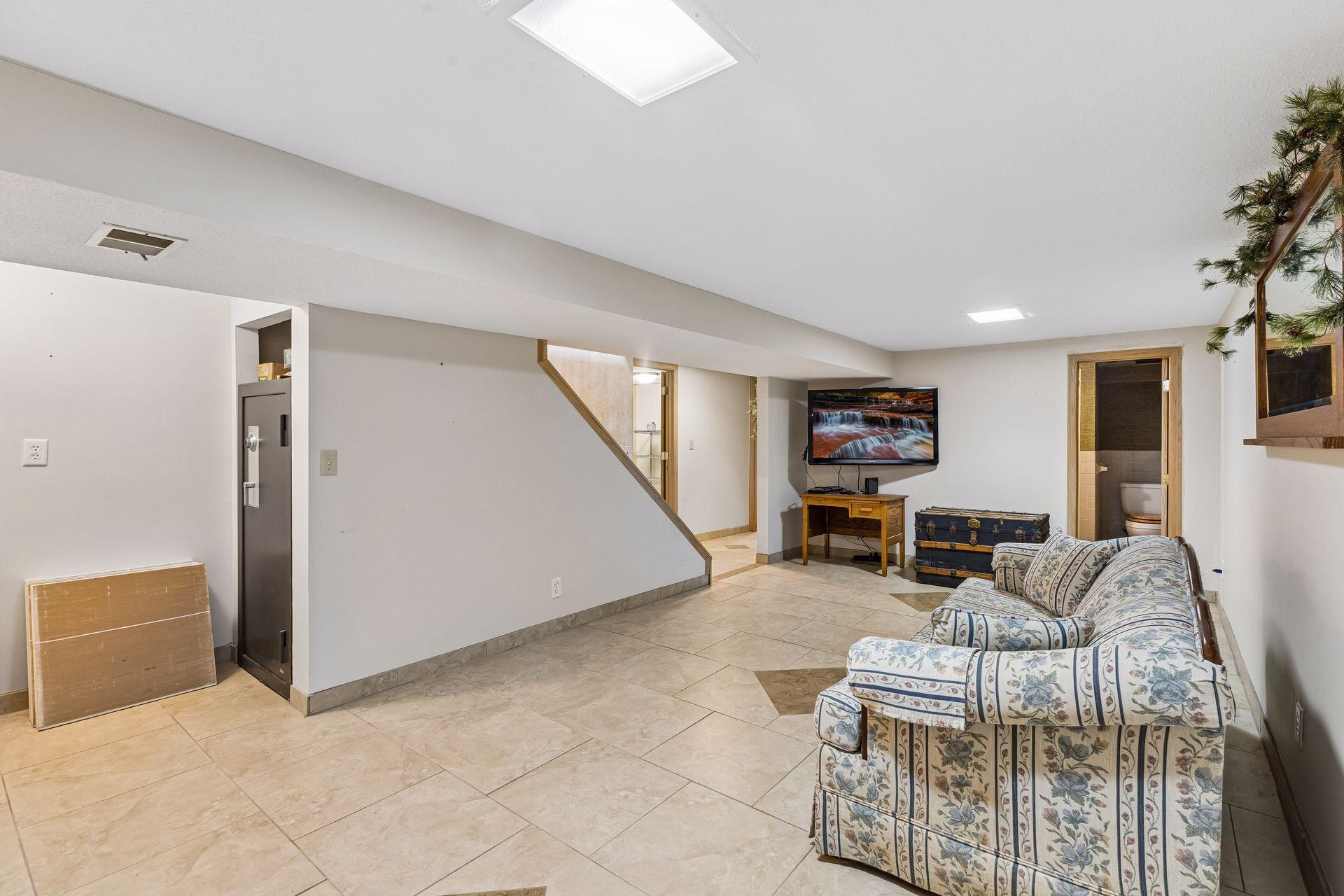 2501 80th Avenue N Property Photo 43