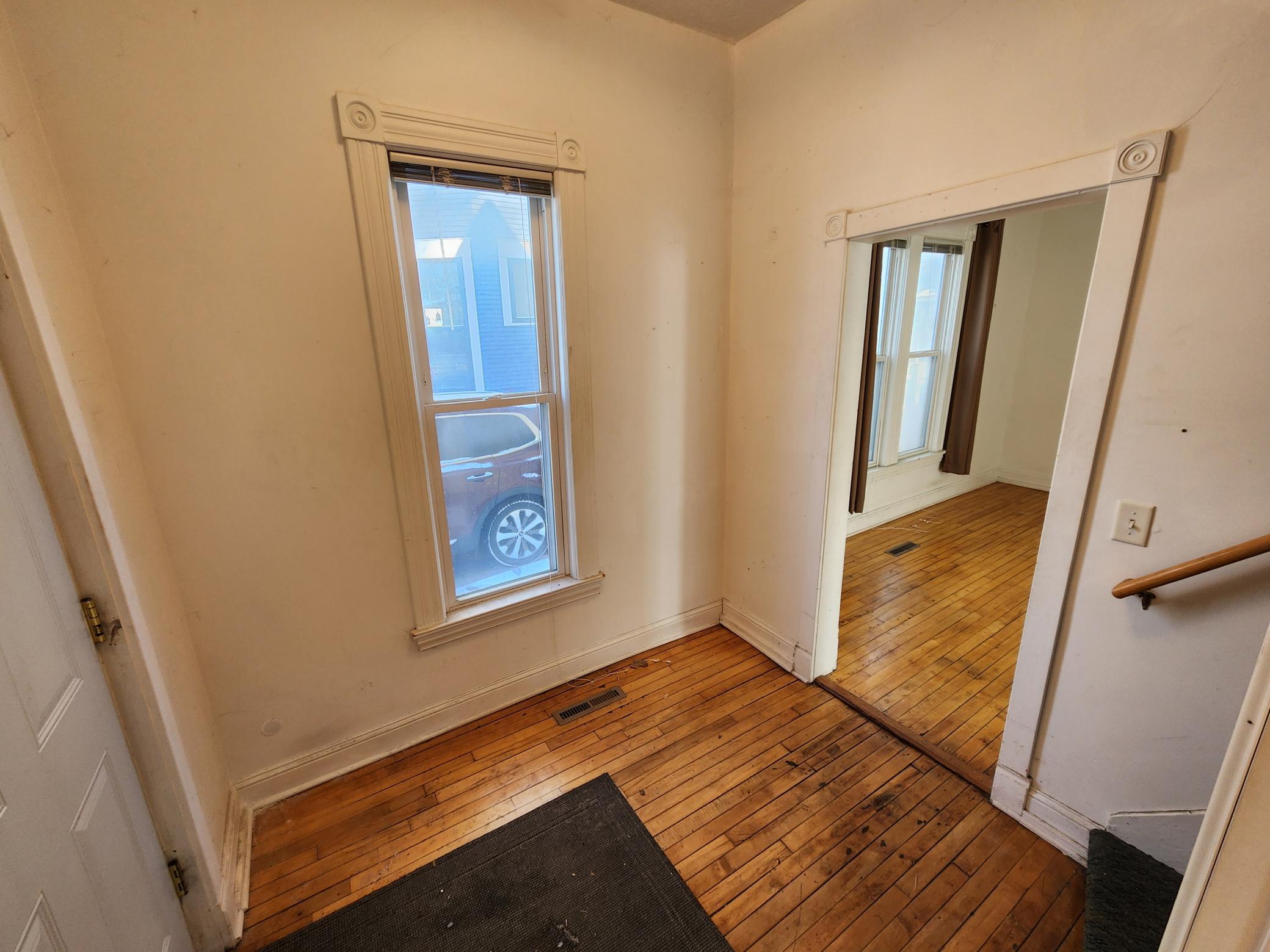 1925 Elliot Avenue Property Photo 11