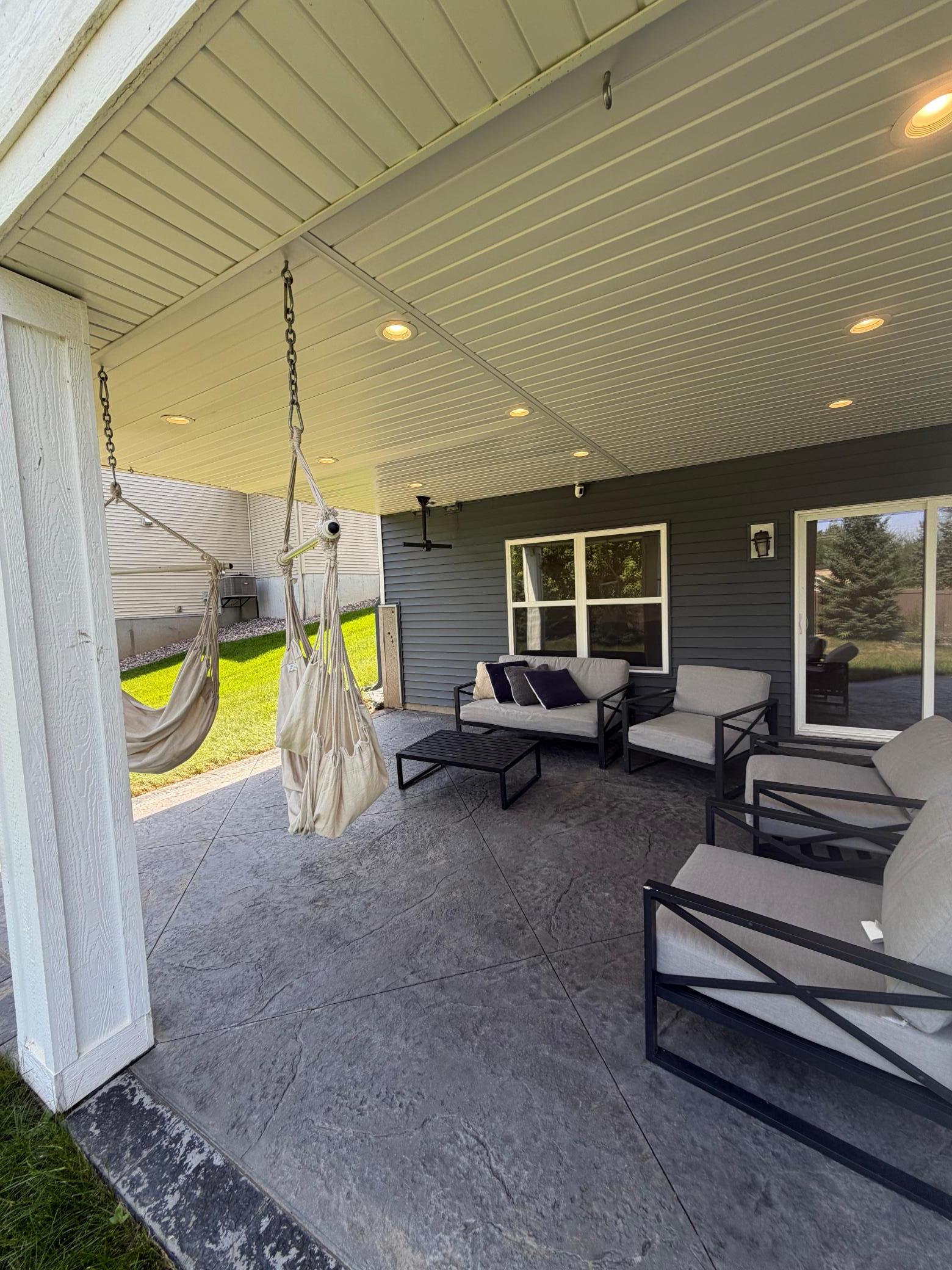 1309 Shadow Creek Curve Property Photo 9