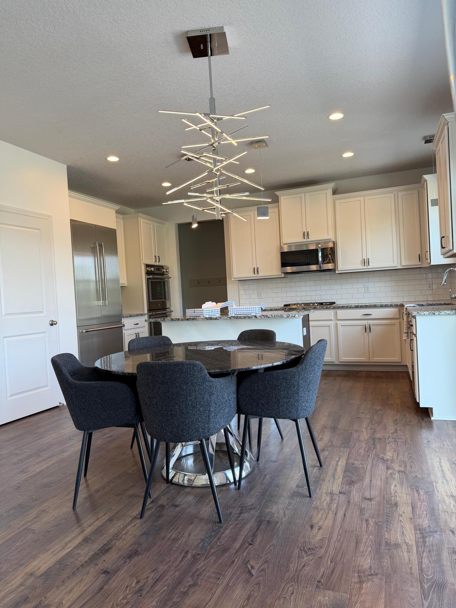 1309 Shadow Creek Curve Property Photo 23