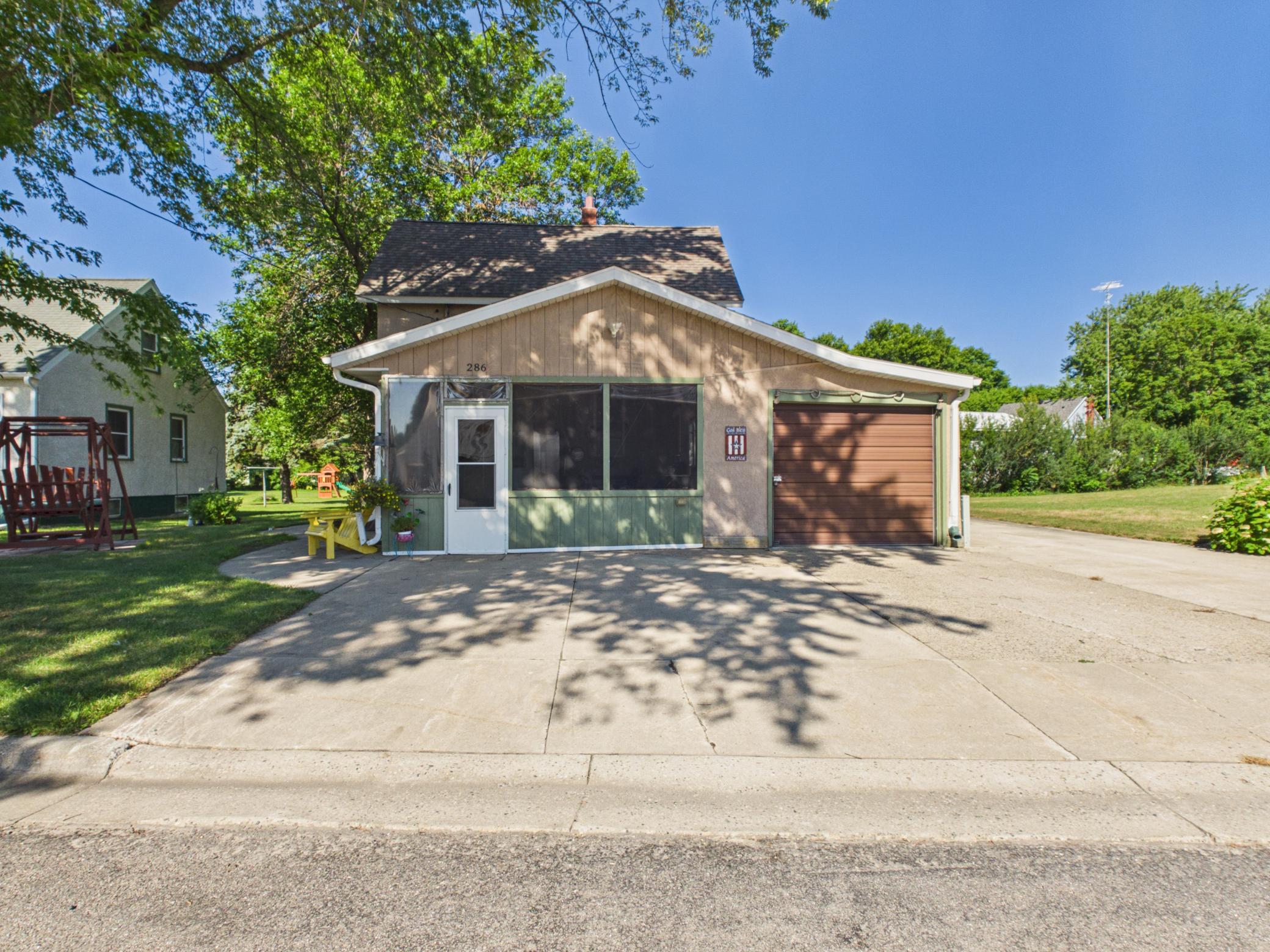 286 Park Avenue Property Photo 1