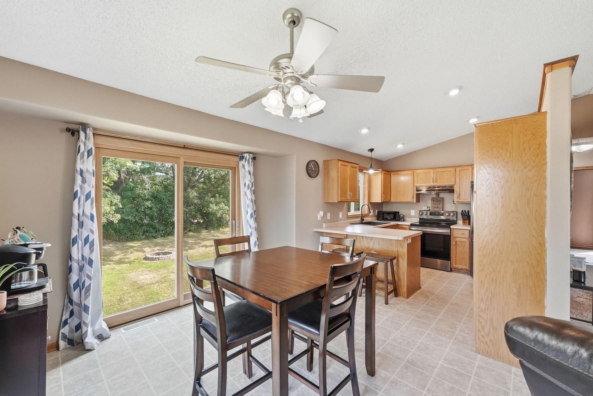 1106 9th Street Ne Property Photo 12