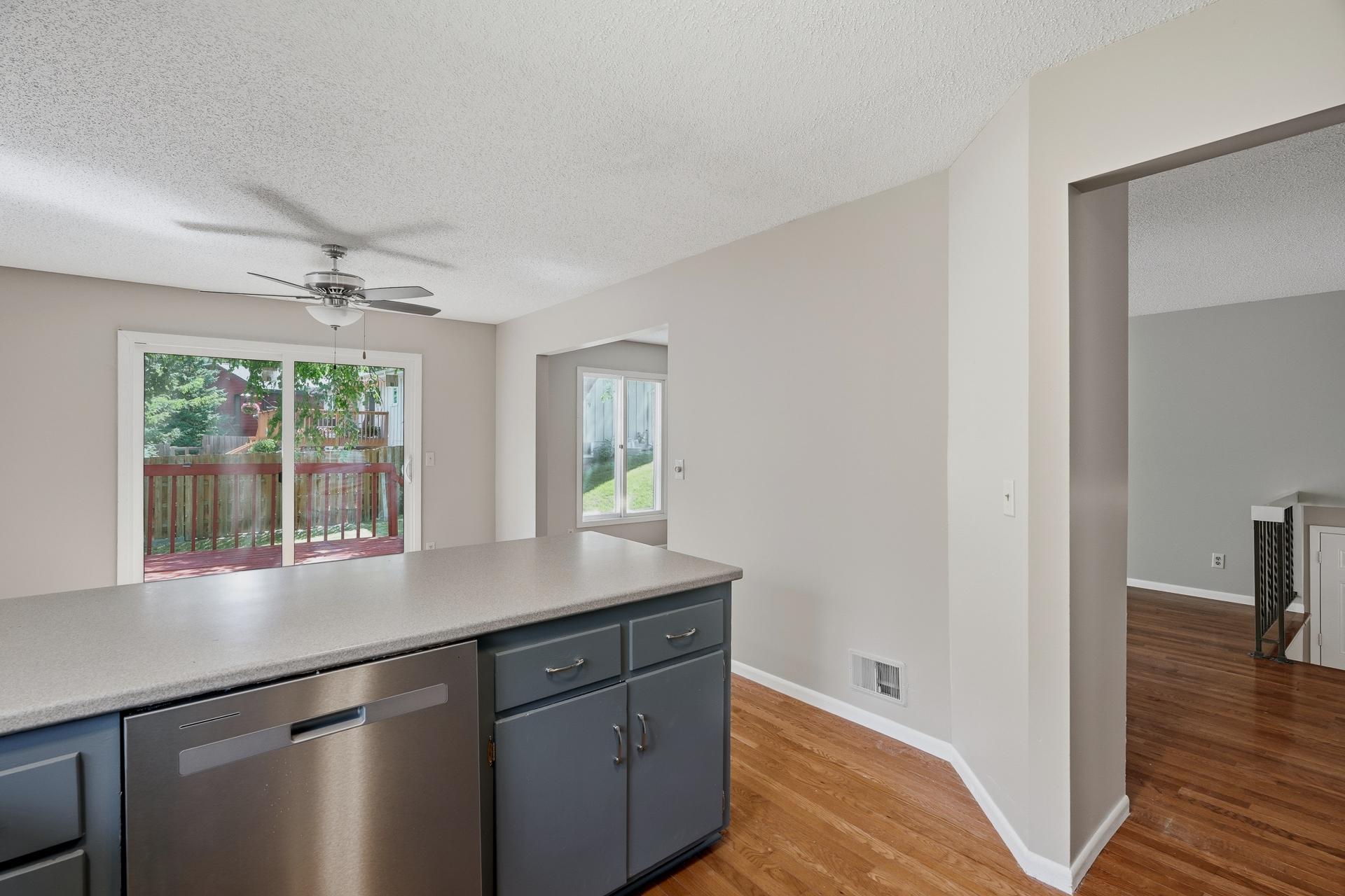 9401 Briar Road Property Photo 7