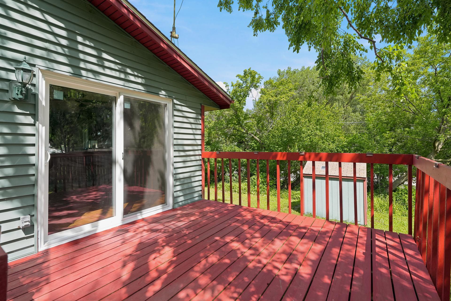 9401 Briar Road Property Photo 11