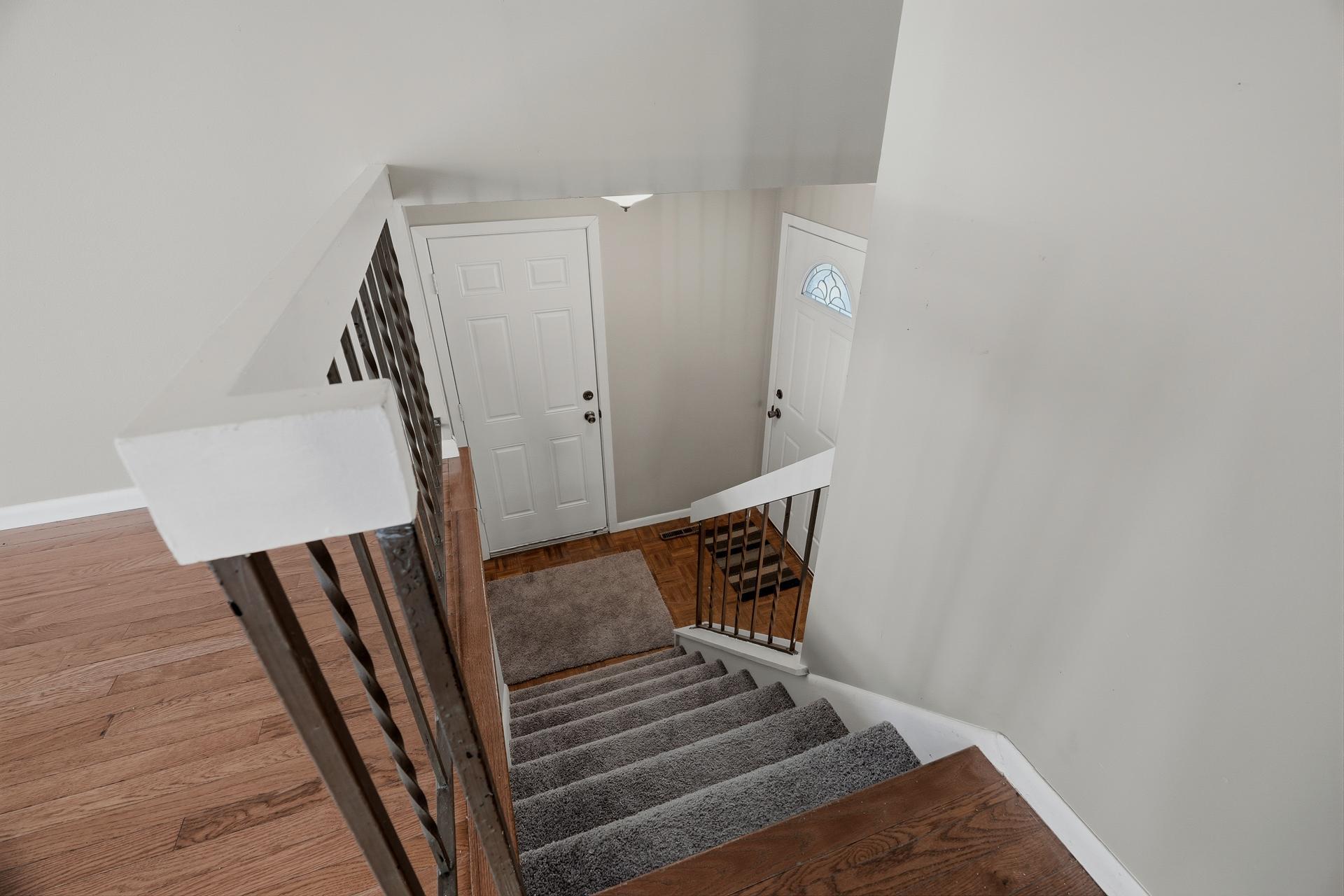9401 Briar Road Property Photo 23