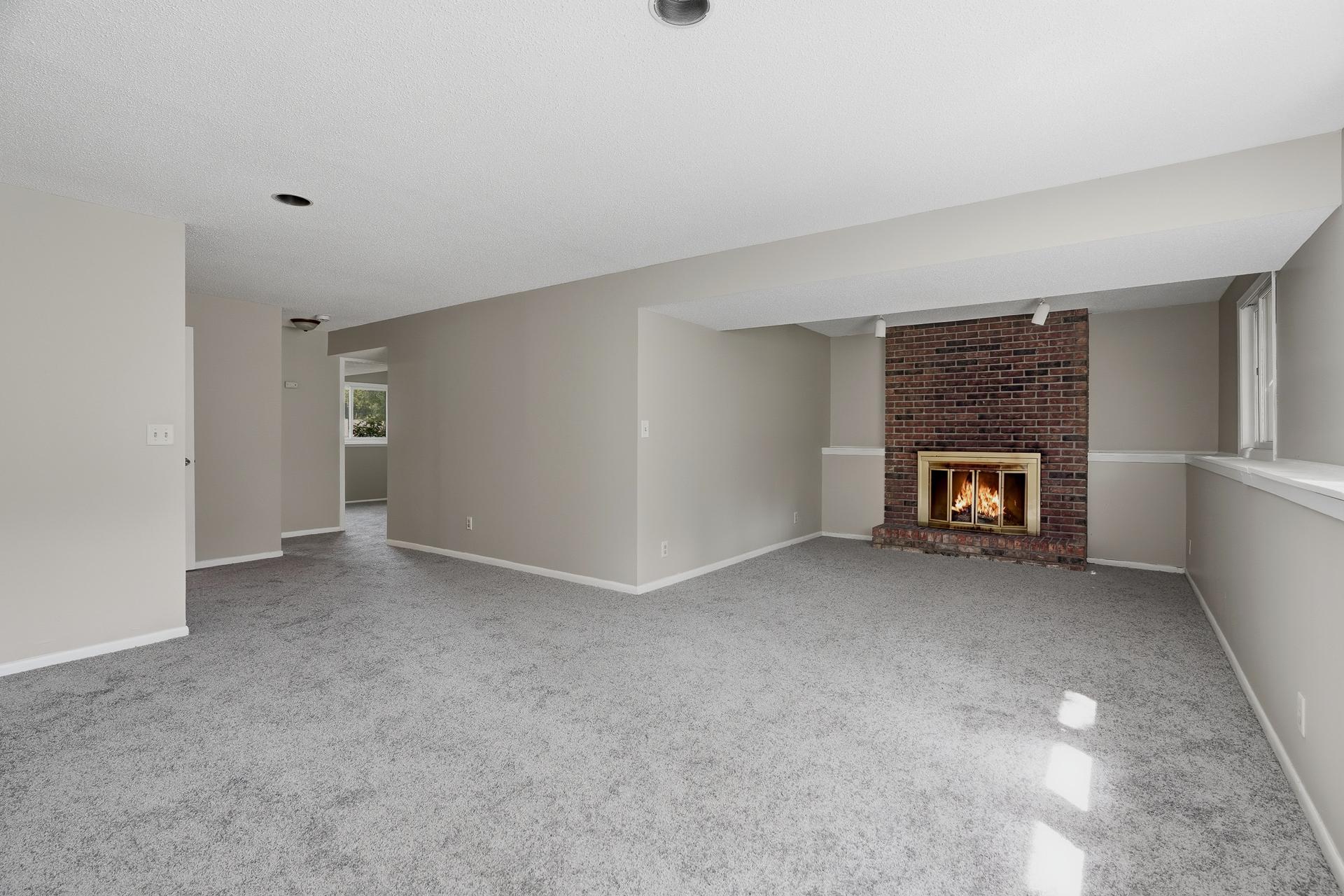 9401 Briar Road Property Photo 26