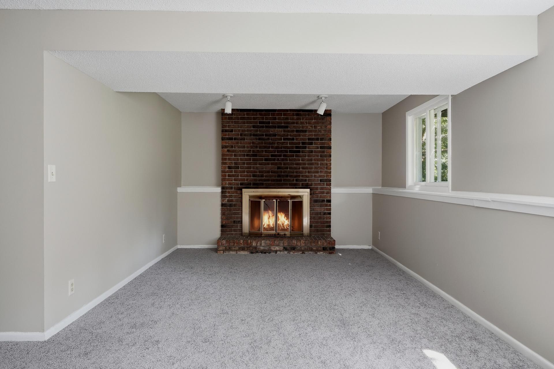 9401 Briar Road Property Photo 27