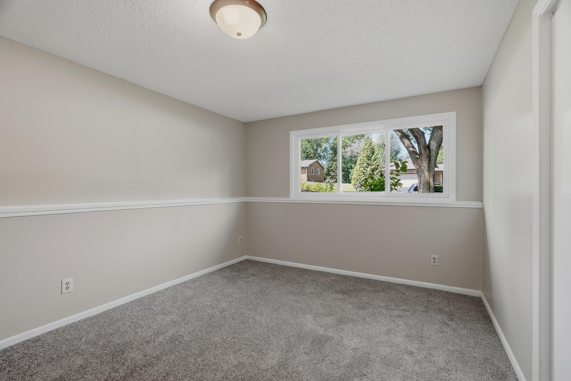 9401 Briar Road Property Photo 30