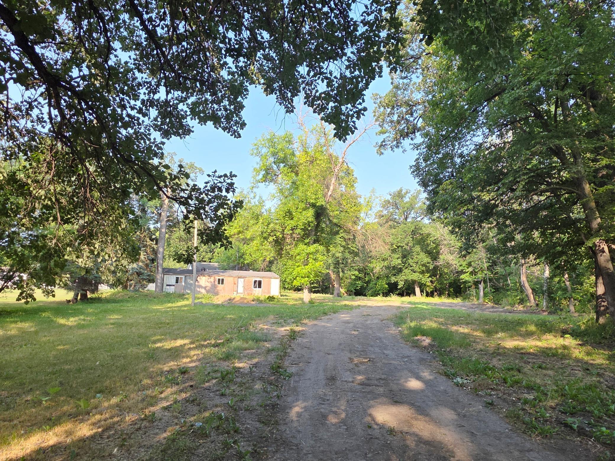47099 Center Street W Property Photo 4