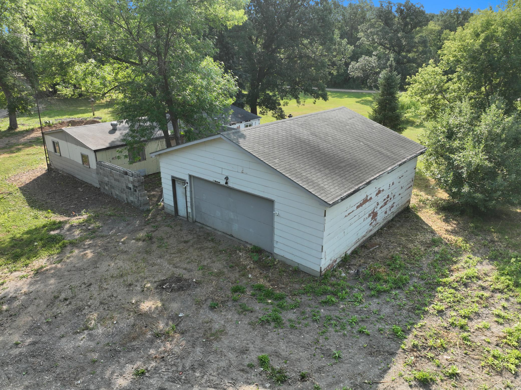 47099 Center Street W Property Photo 14