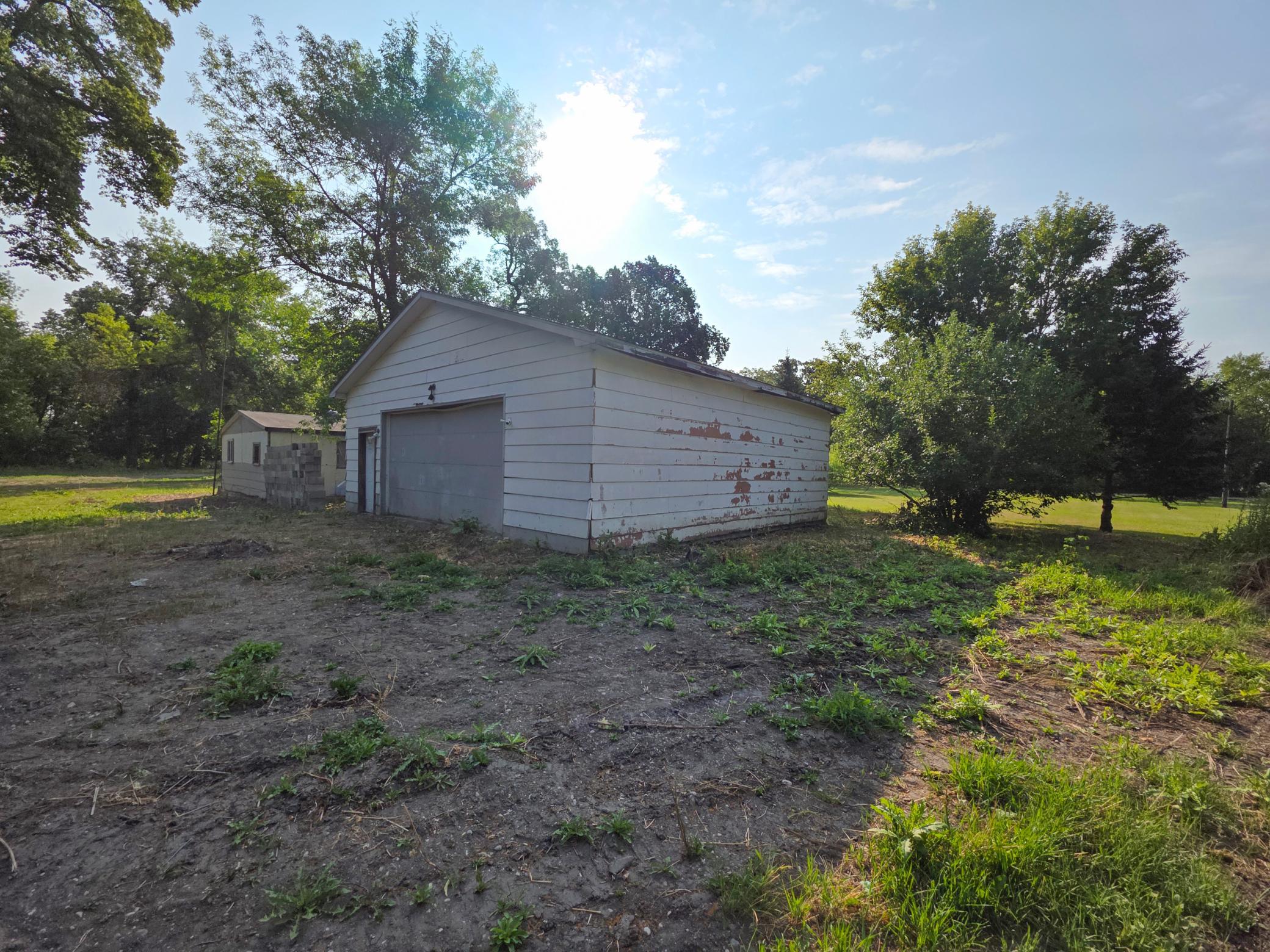 47099 Center Street W Property Photo 15