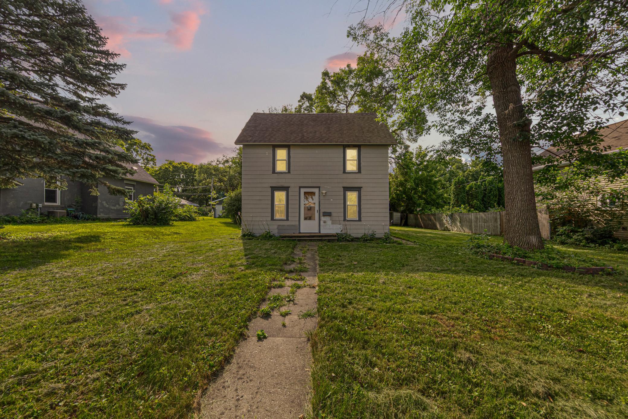 1519 N 4th Street Property Photo 3