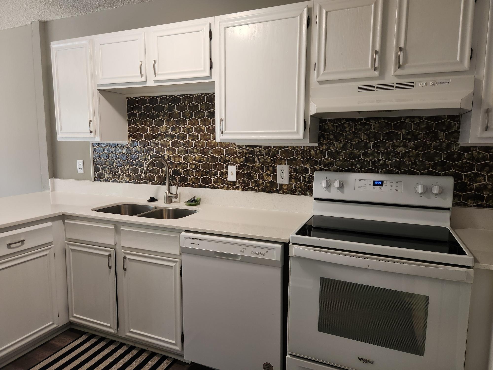 4444 Woodgate Court Property Photo 4