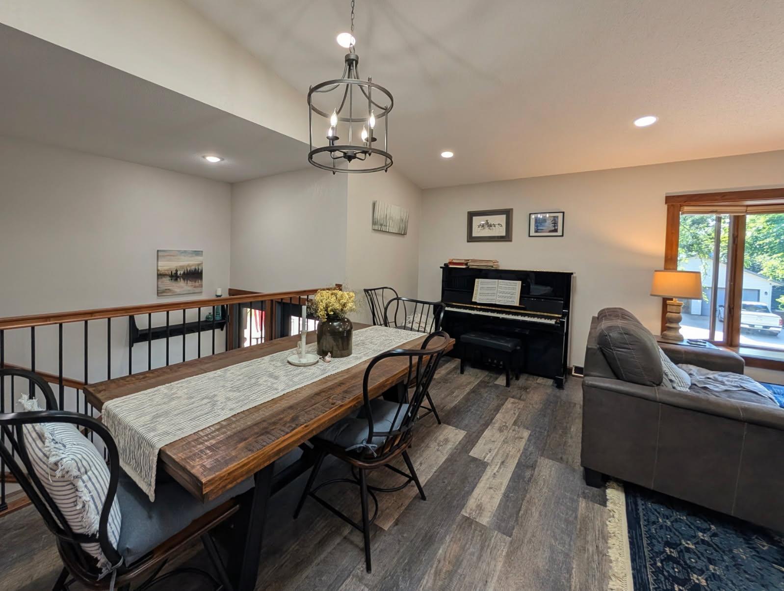 1216 Oak Drive Property Photo 4