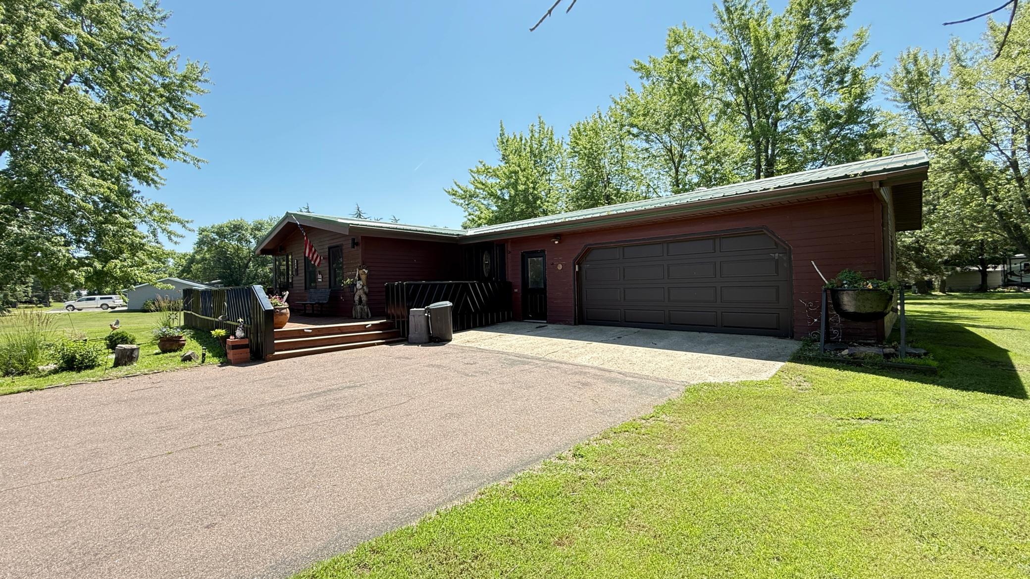 244 W Christenson Avenue Property Photo 3