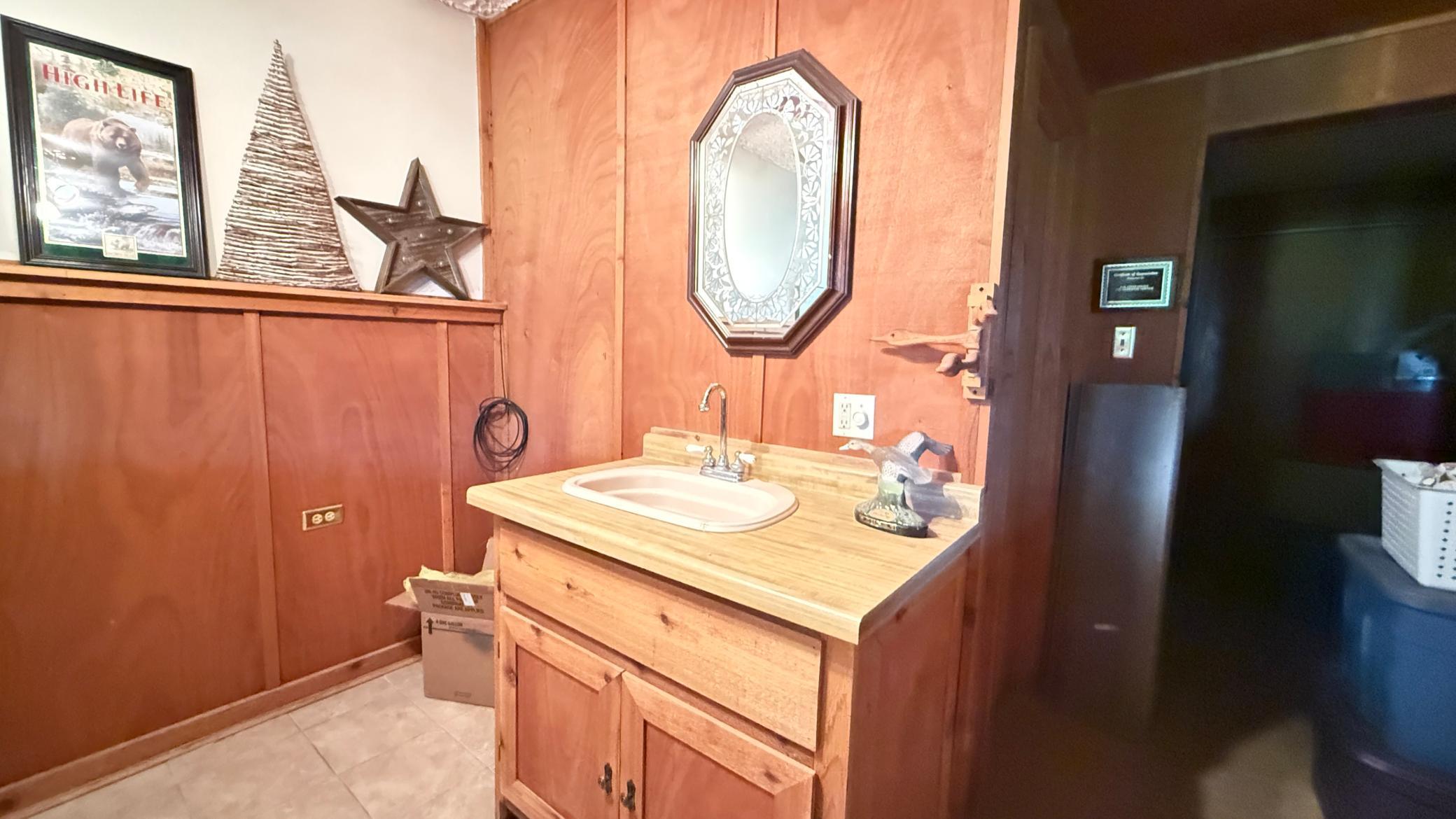 244 W Christenson Avenue Property Photo 57