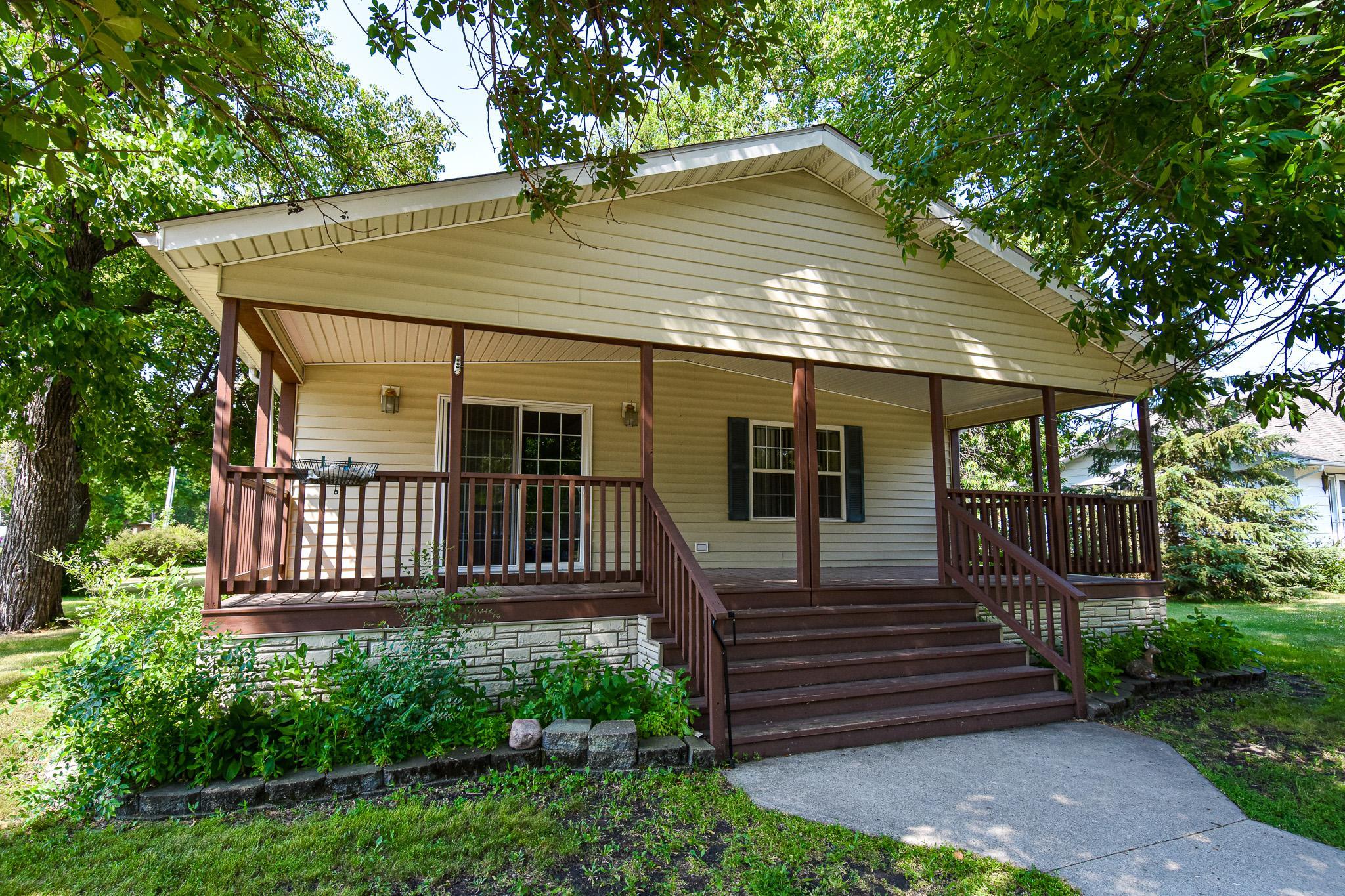 230 4th Street Property Photo 1