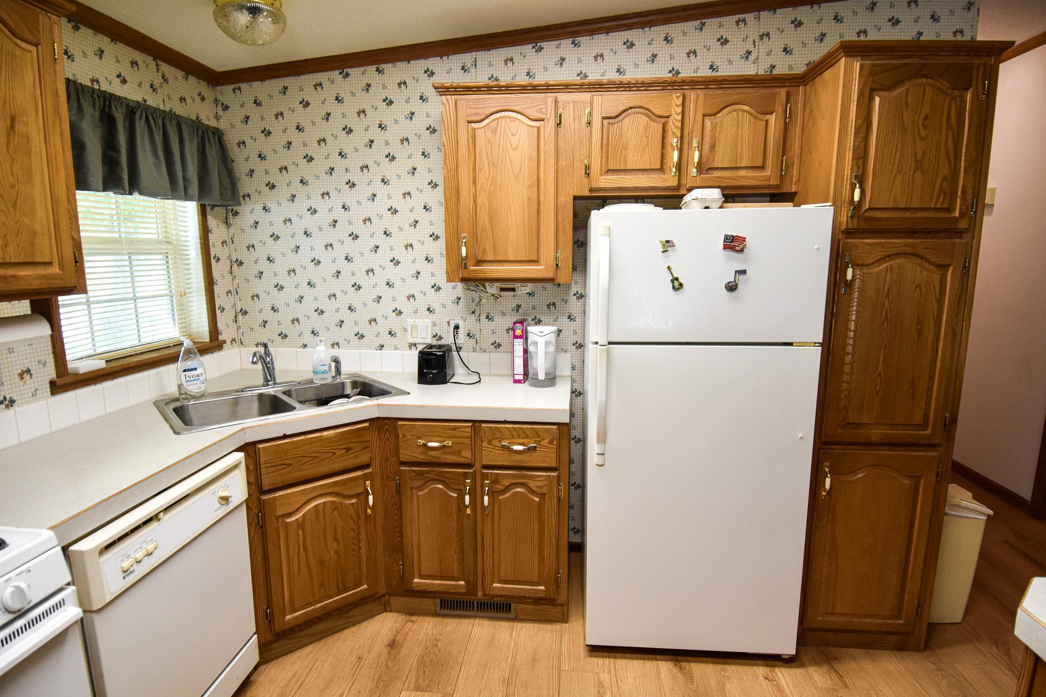 230 4th Street Property Photo 8